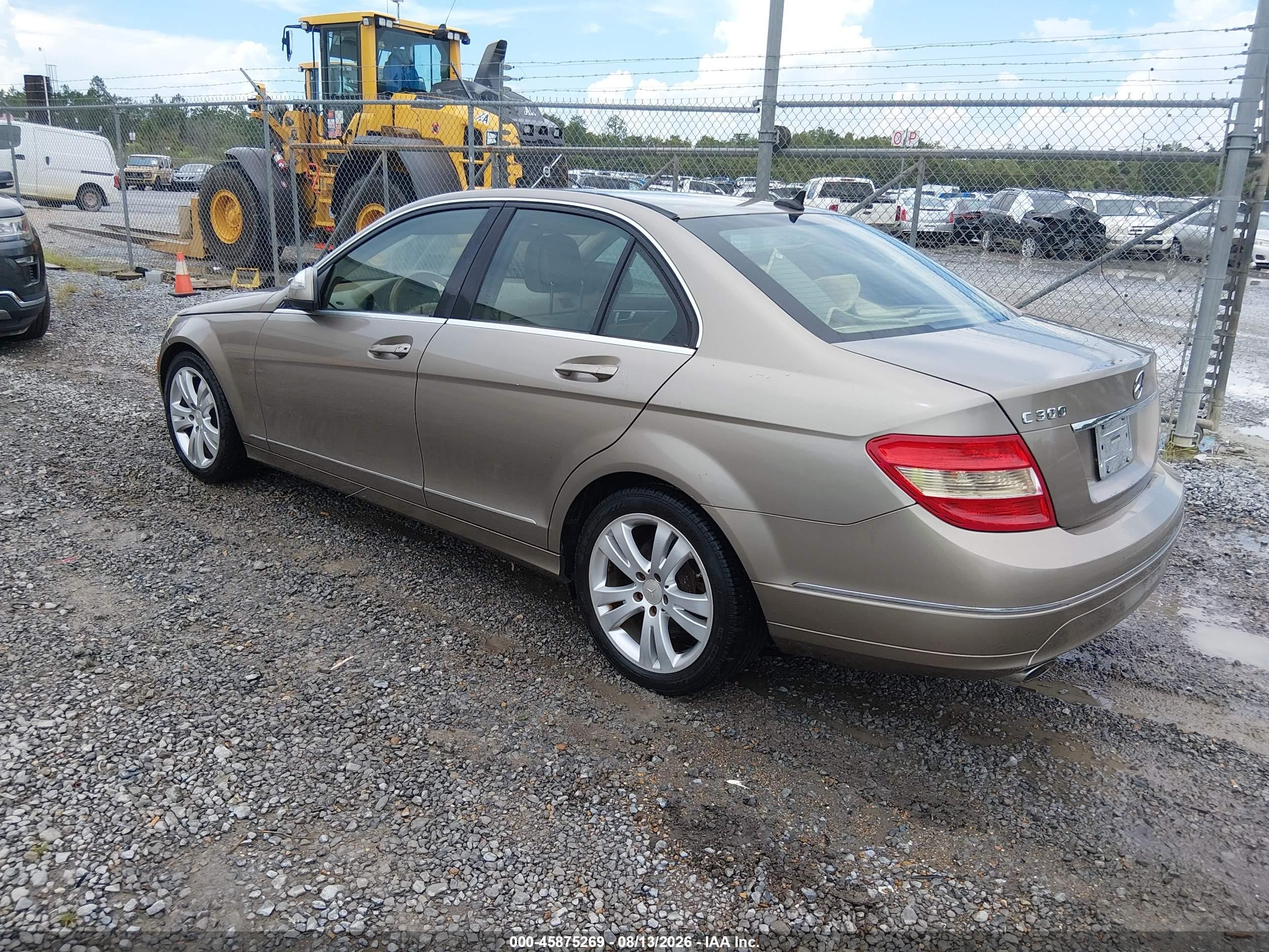 2008 Mercedes-benz C 300 Luxury Бежевый vin: WDDGF54X88F126137