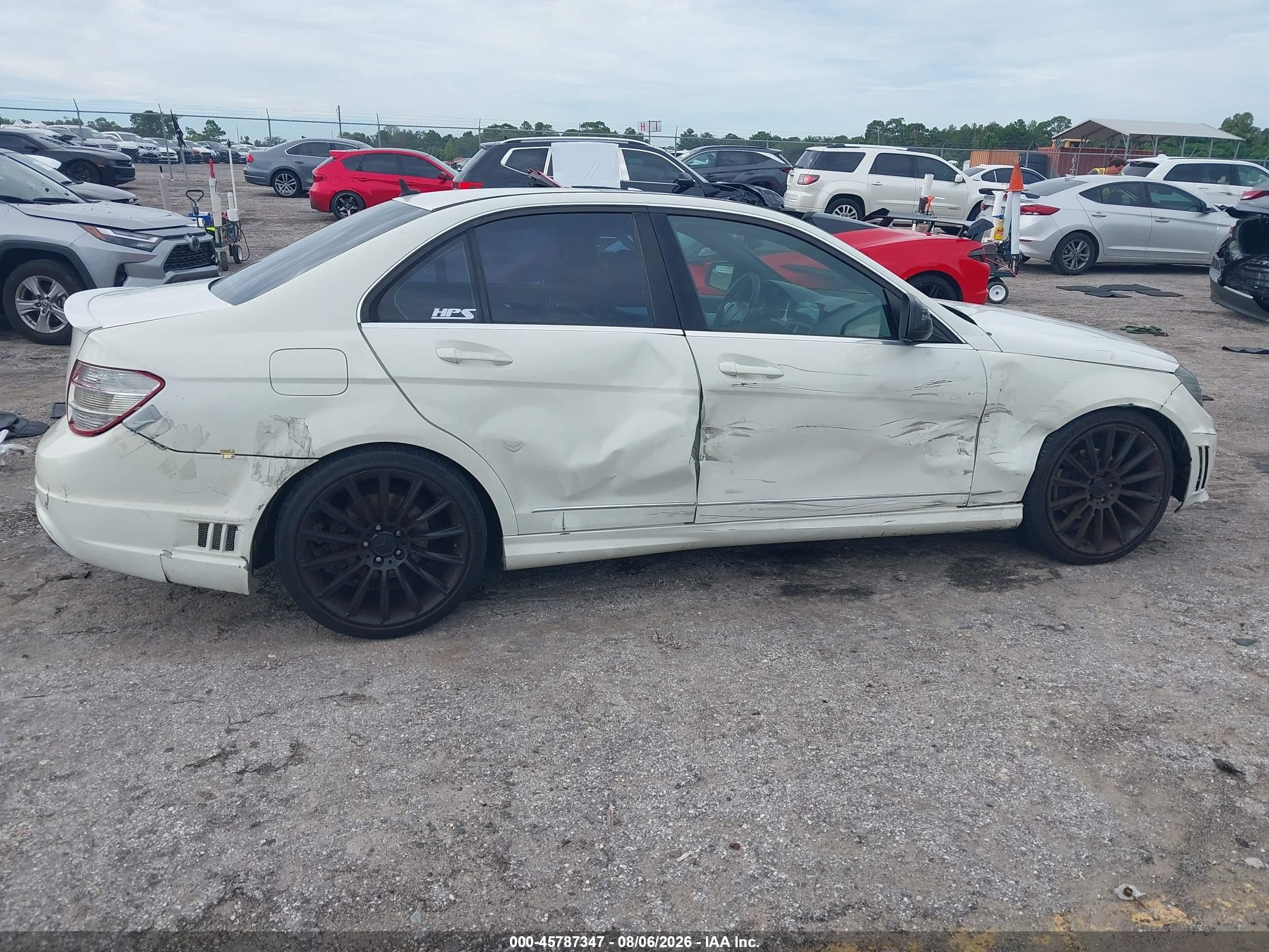 2008 Mercedes-benz C 300 Luxury/sport White vin: WDDGF54X88F183325