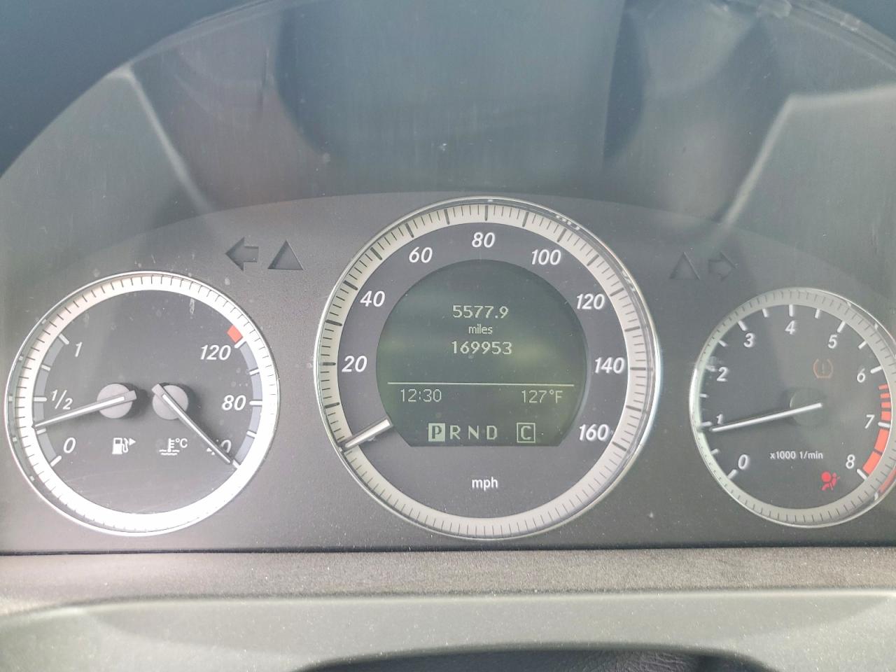 2009 Mercedes-benz C 300 Белый vin: WDDGF54X89F232072