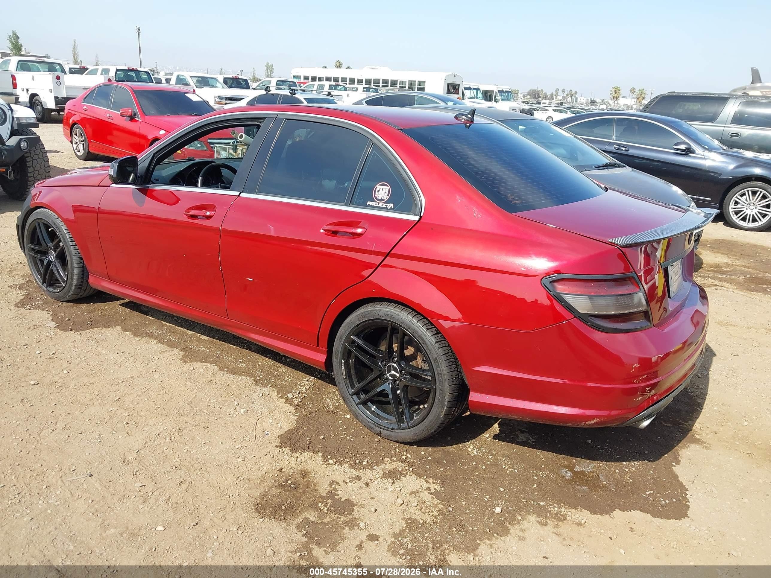 2009 Mercedes-benz C 300 Luxury/sport Red vin: WDDGF54X89R049155