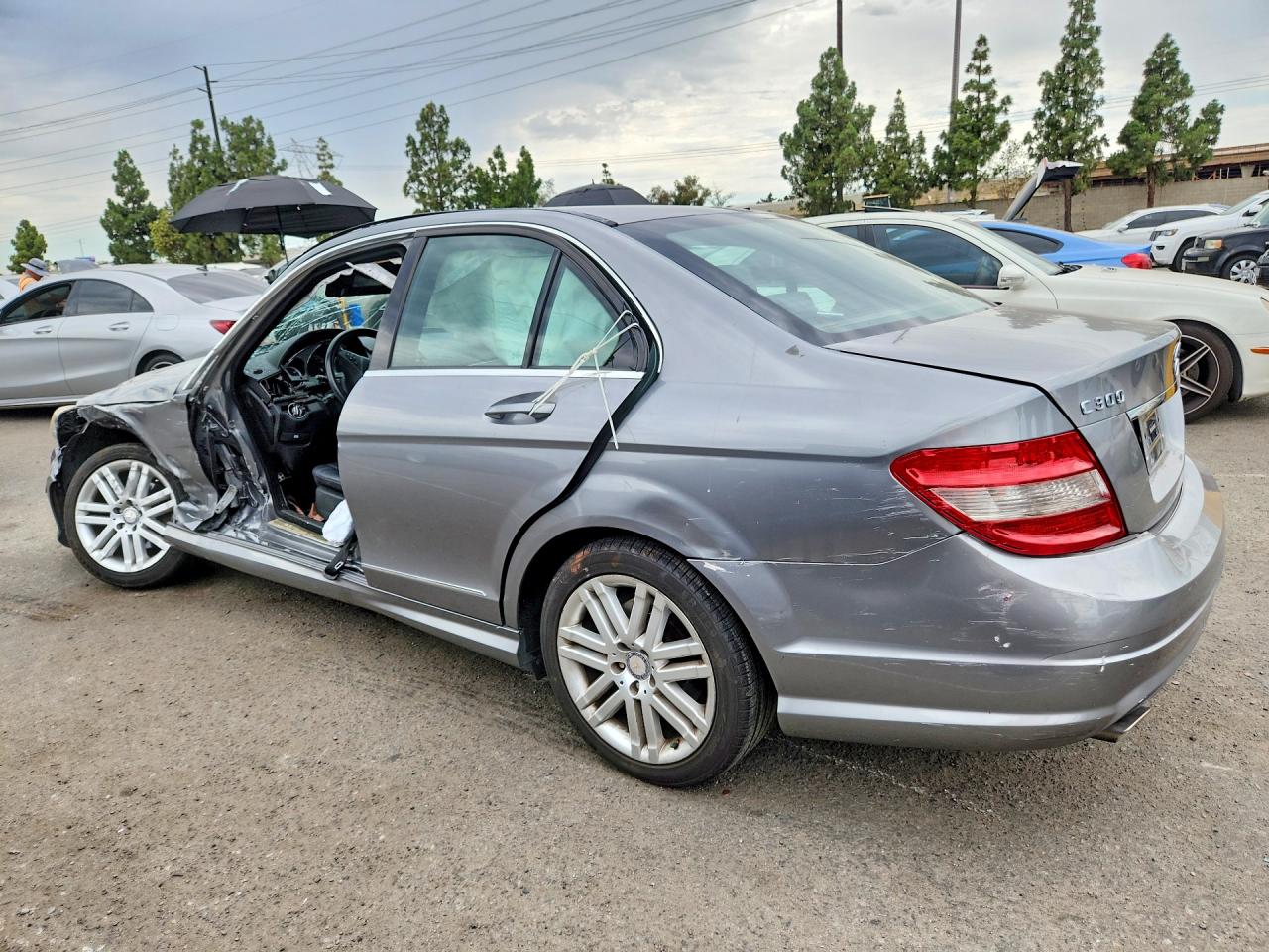 2009 Mercedes-benz C 300 Серебряный vin: WDDGF54X89R051343