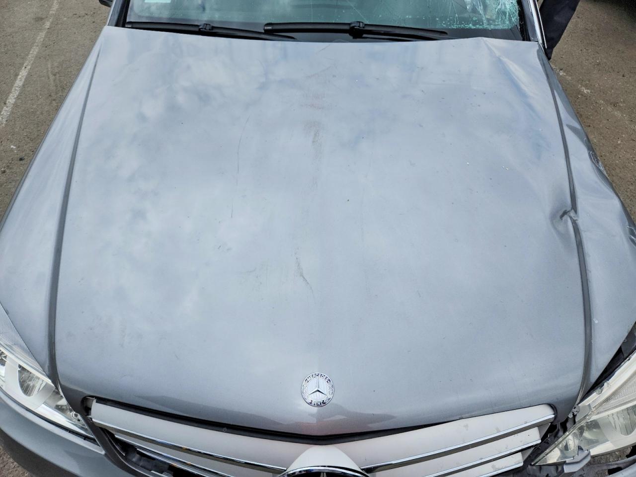 2009 Mercedes-benz C 300 Серебряный vin: WDDGF54X89R051343