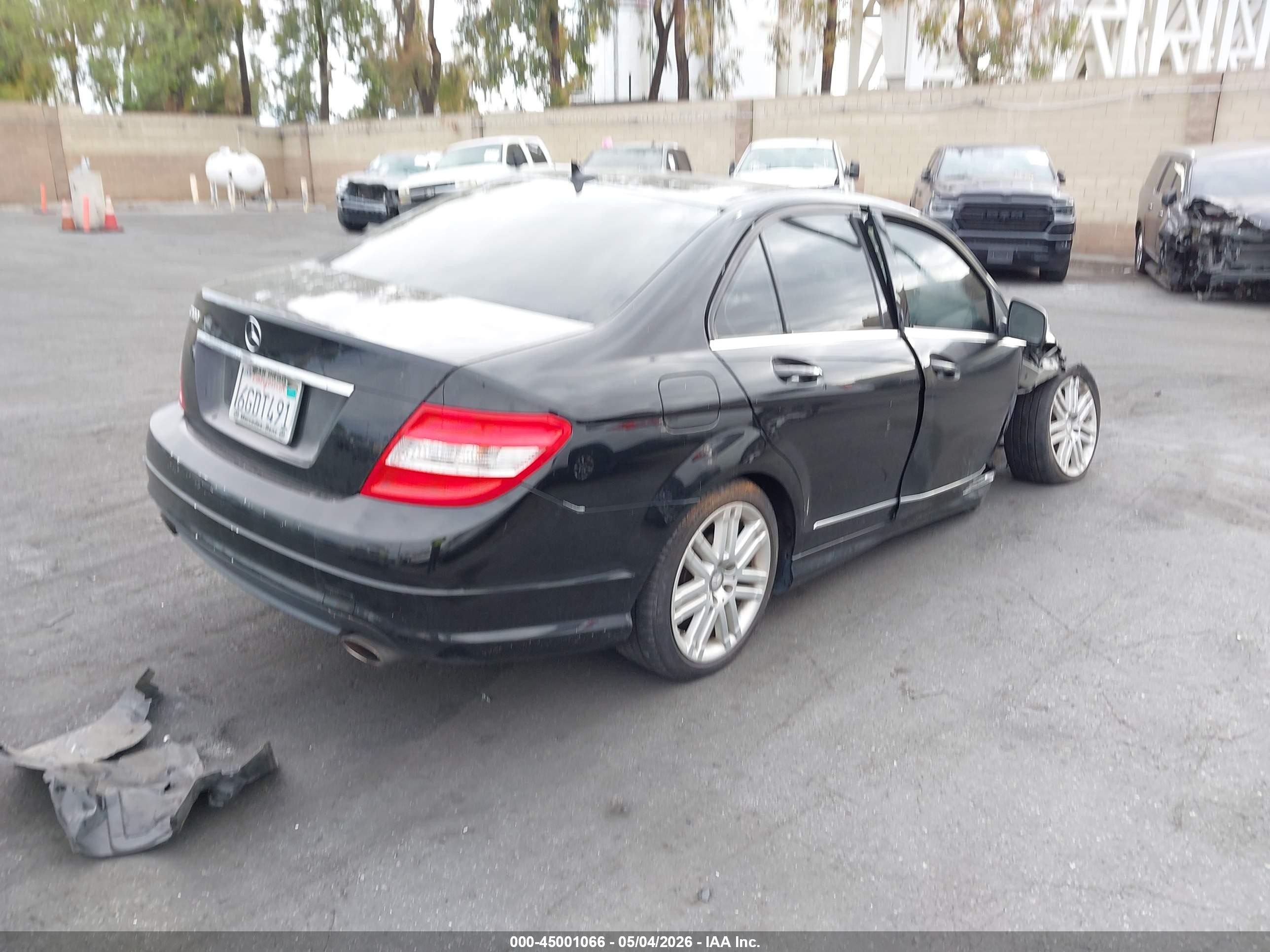 2009 Mercedes-benz C 300 Luxury/sport Black vin: WDDGF54X89R056963