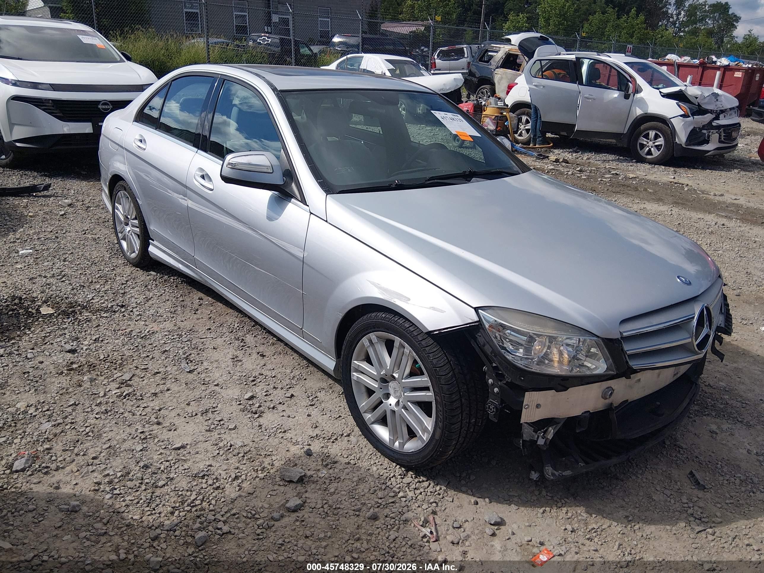 2009 Mercedes-benz C 300 Luxury/sport Silver vin: WDDGF54X89R079899