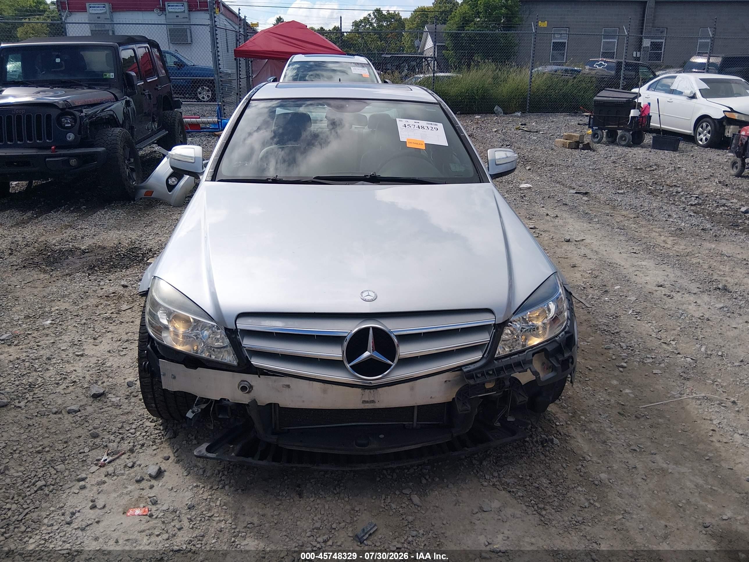 2009 Mercedes-benz C 300 Luxury/sport Silver vin: WDDGF54X89R079899
