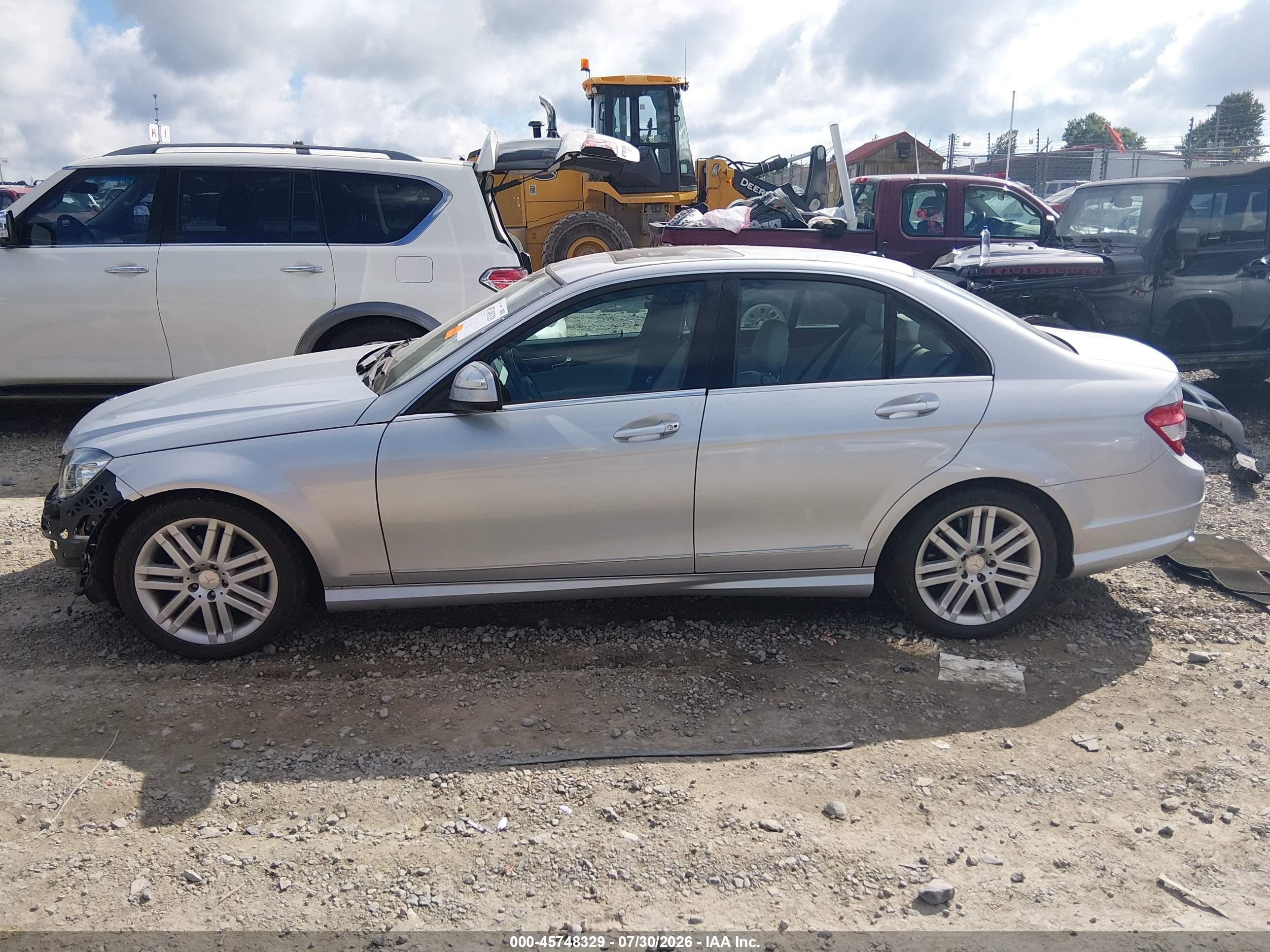 2009 Mercedes-benz C 300 Luxury/sport Silver vin: WDDGF54X89R079899