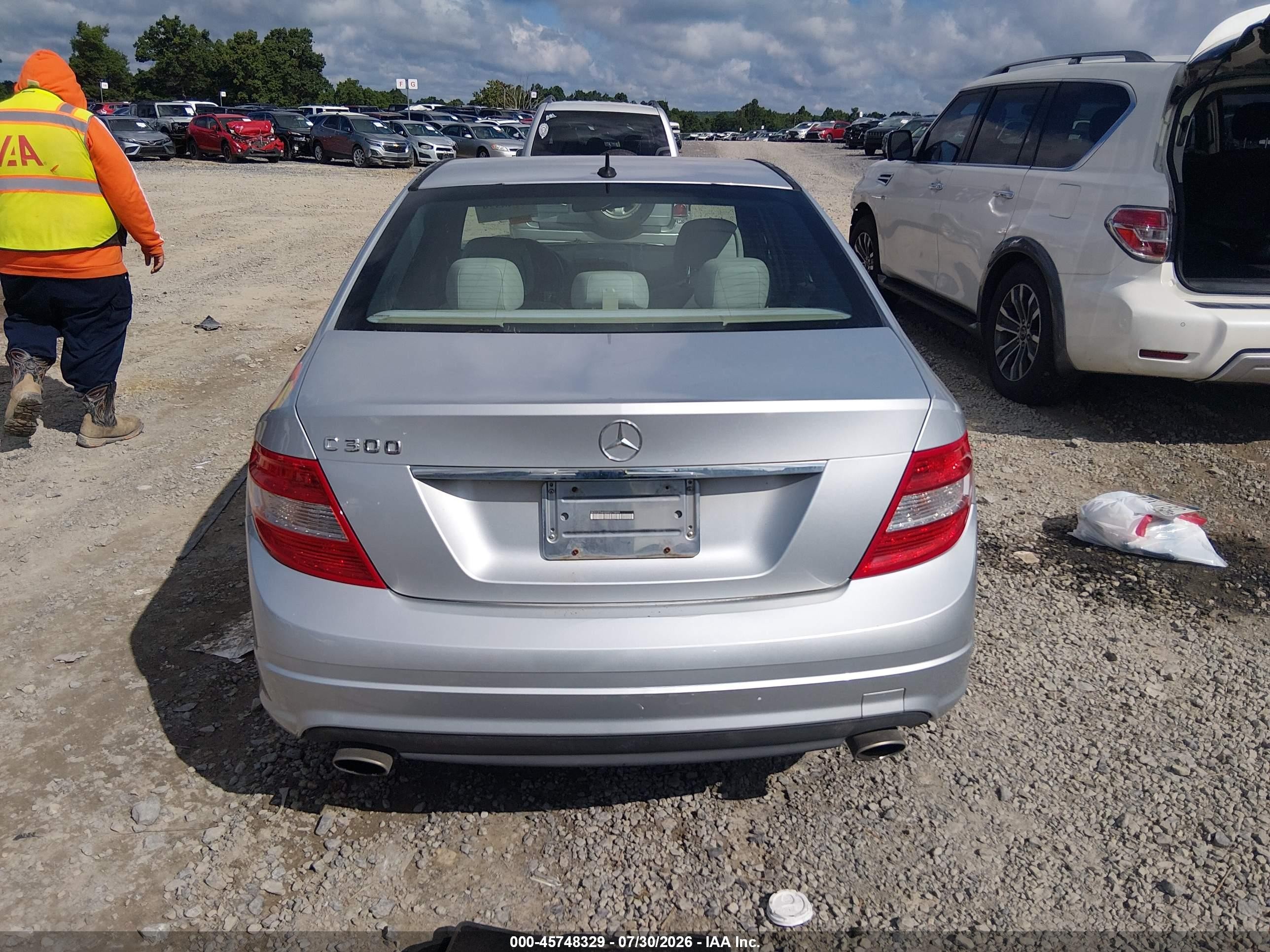 2009 Mercedes-benz C 300 Luxury/sport Silver vin: WDDGF54X89R079899