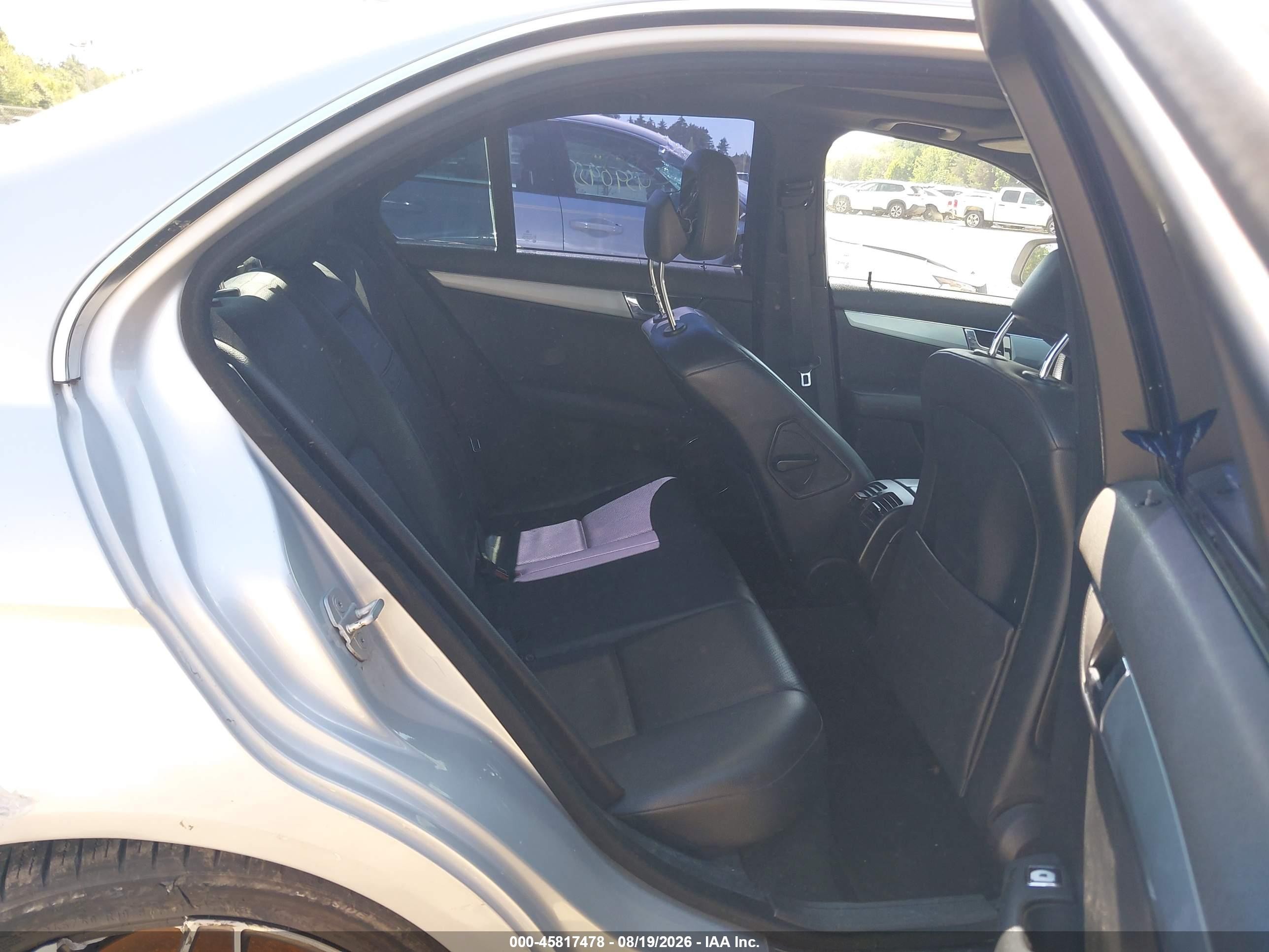 2008 Mercedes-benz C 300 Luxury/sport Silver vin: WDDGF54X98F041128