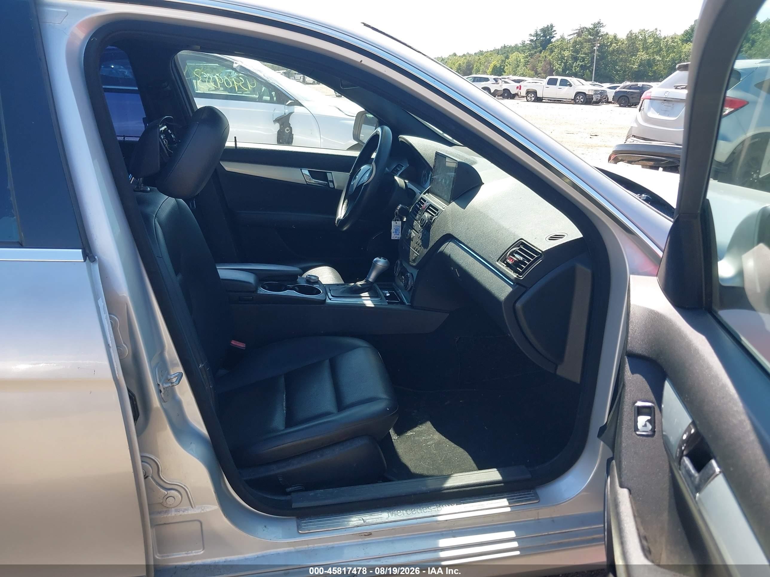 2008 Mercedes-benz C 300 Luxury/sport Silver vin: WDDGF54X98F041128