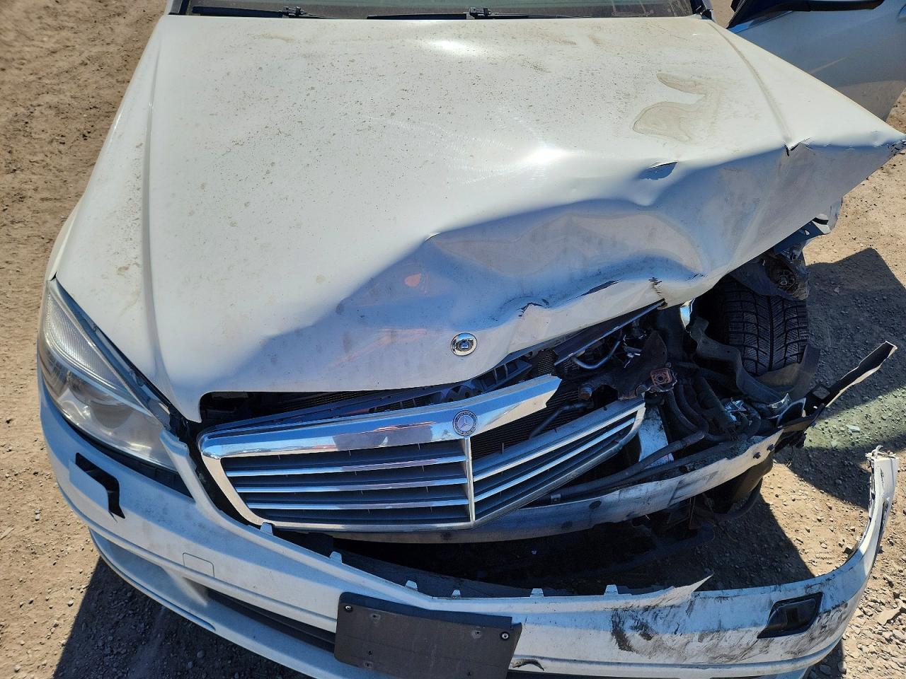 2008 Mercedes-benz C 300 Белый vin: WDDGF54X98F114238
