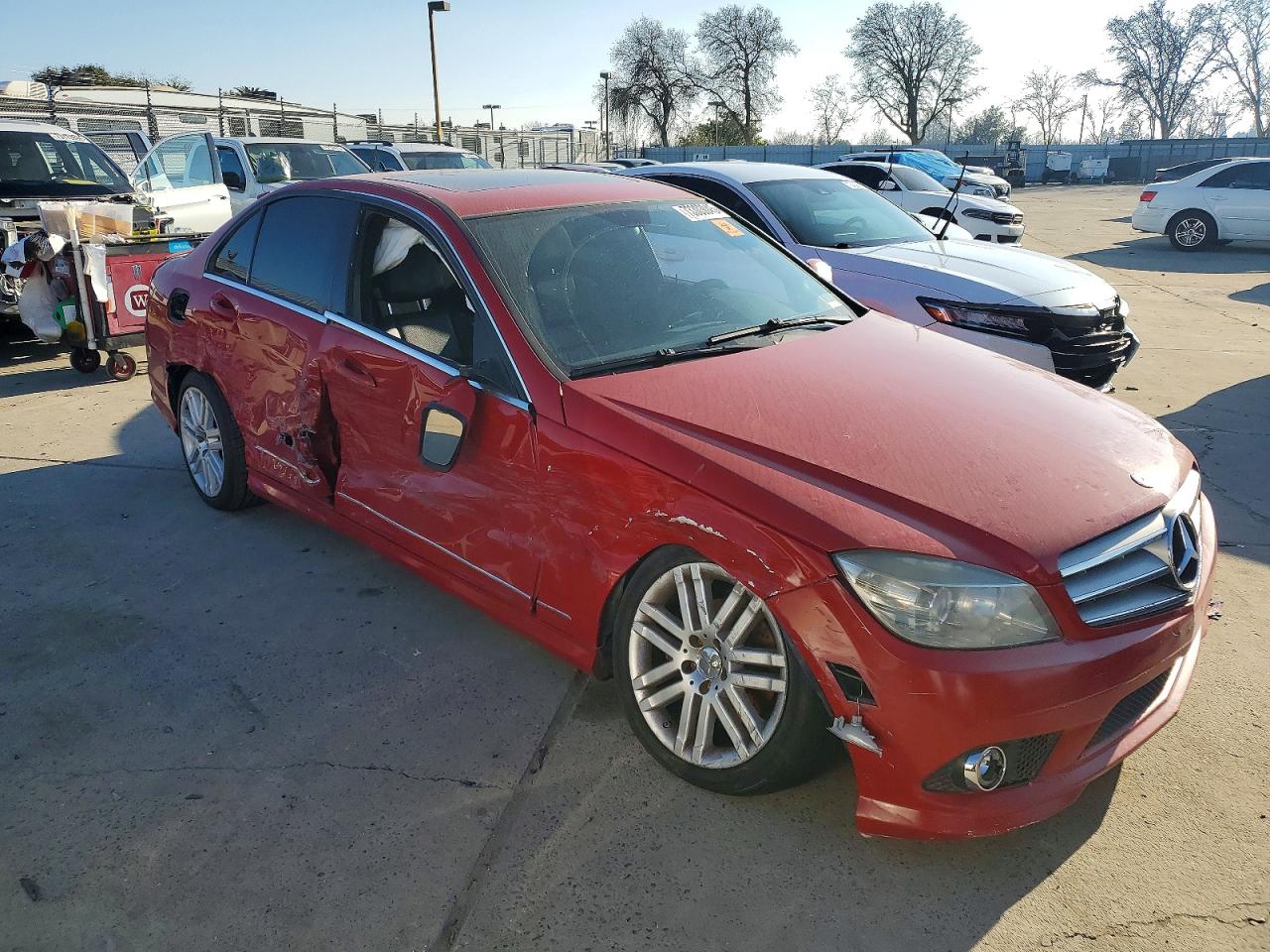 2008 Mercedes-benz C 300 Red vin: WDDGF54X98F121058