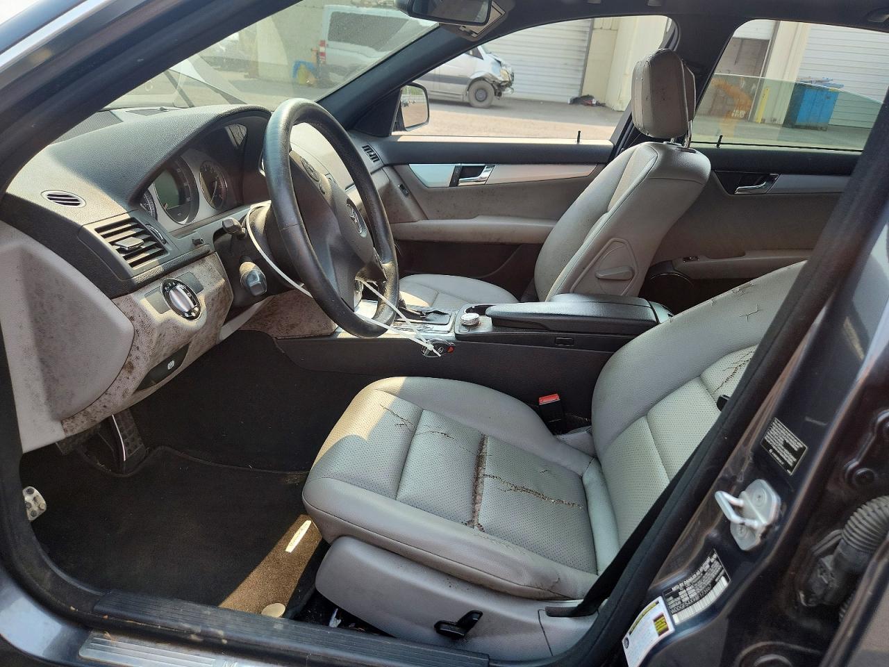 2008 Mercedes-benz C 300 Gray vin: WDDGF54X98F173967