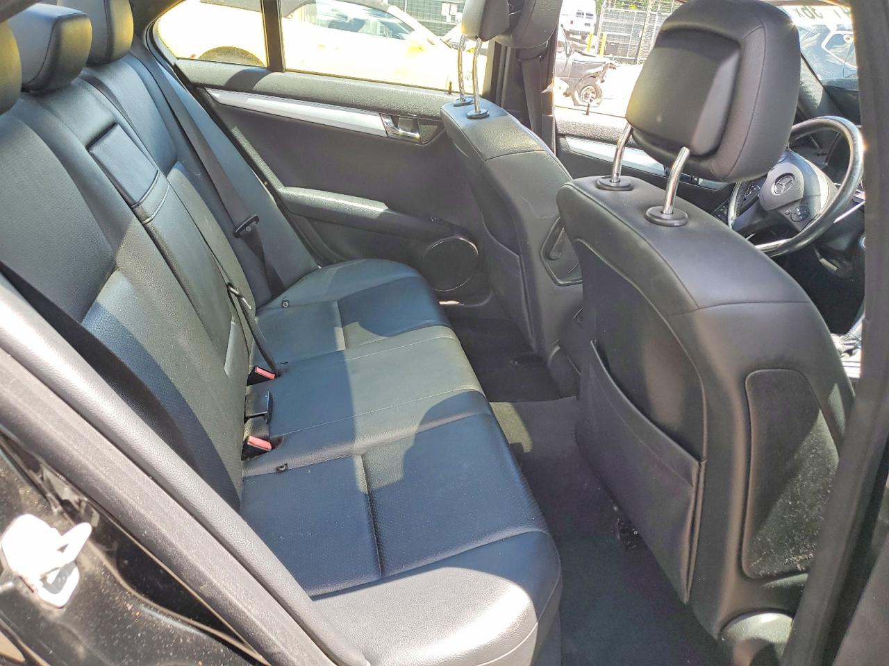 2008 Mercedes-benz C 300 Black vin: WDDGF54X98R013313