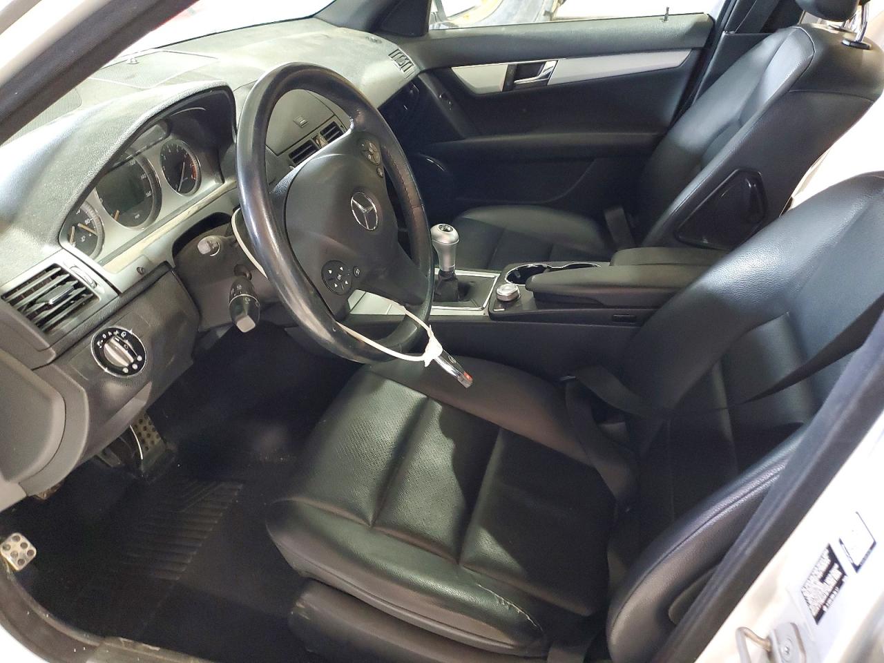 2008 Mercedes-benz C 300 Silver vin: WDDGF54X98R014705