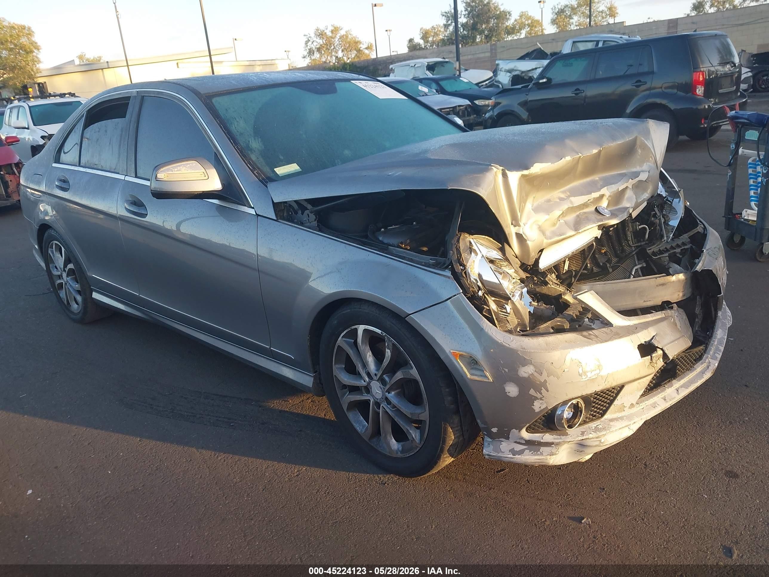 2008 Mercedes-benz C 300 Sport Silver vin: WDDGF54X98R020861