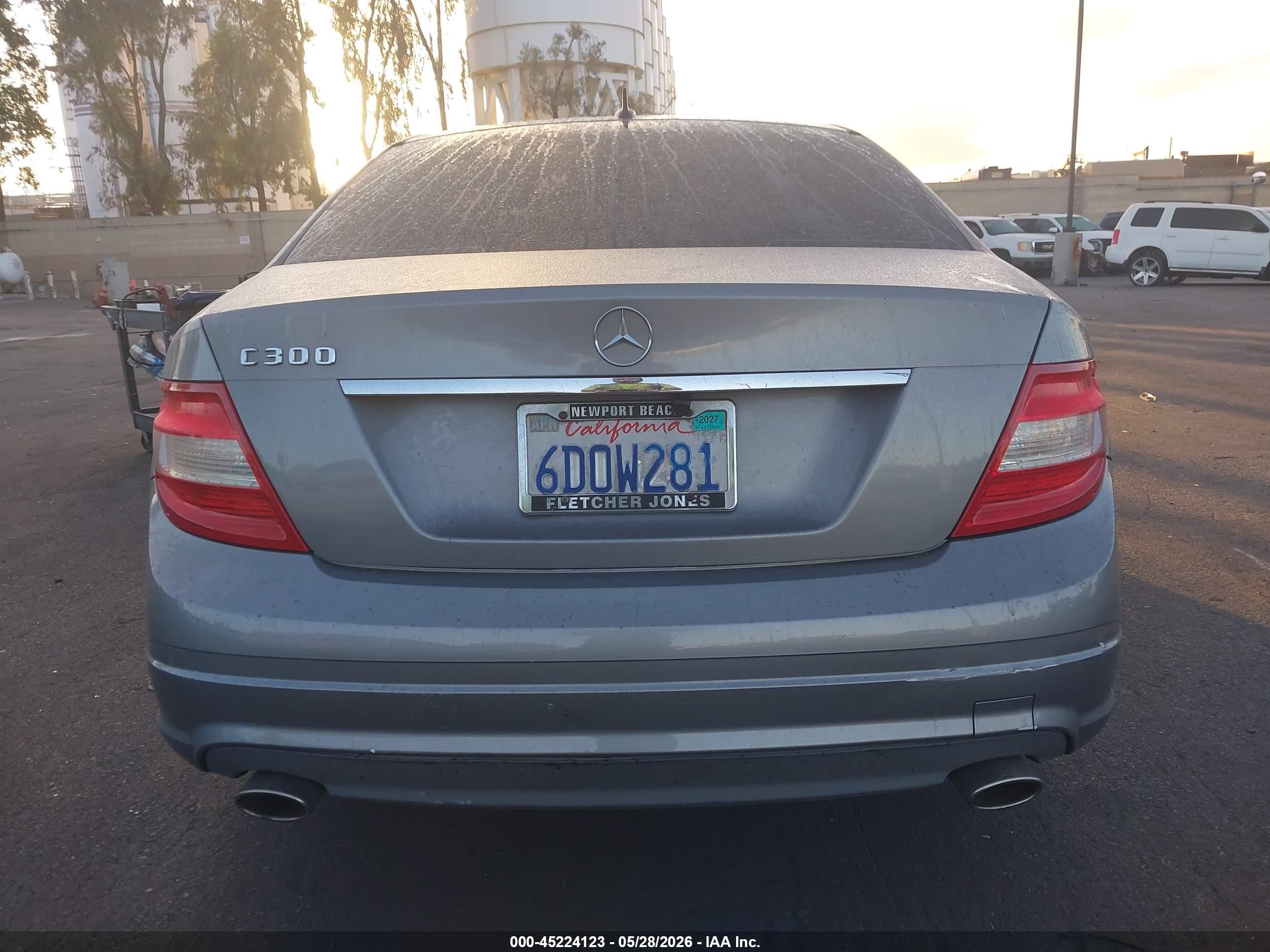 2008 Mercedes-benz C 300 Sport Silver vin: WDDGF54X98R020861