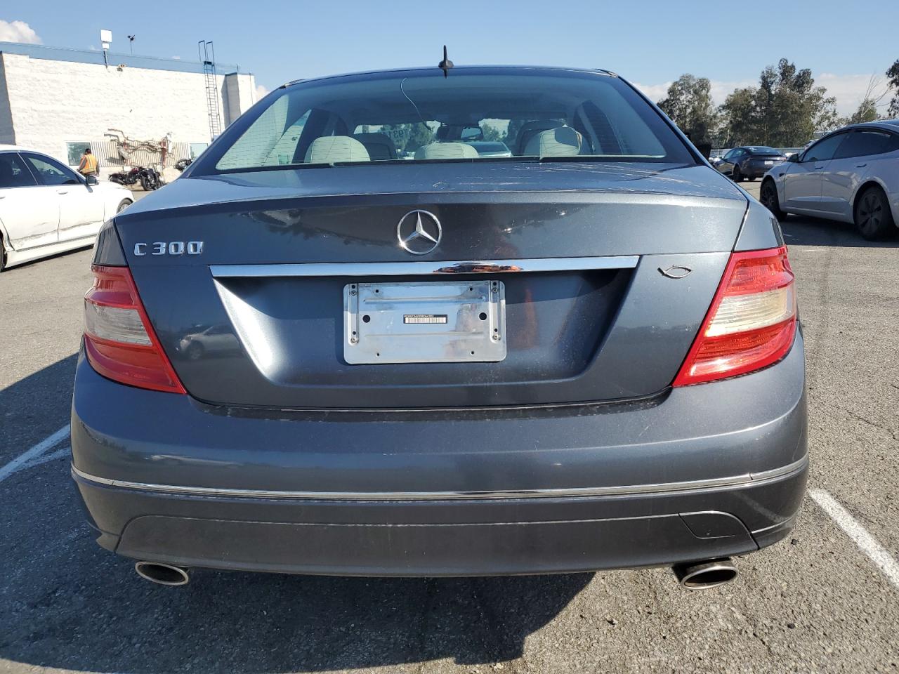 2009 Mercedes-benz C 300 Charcoal vin: WDDGF54X99R064392