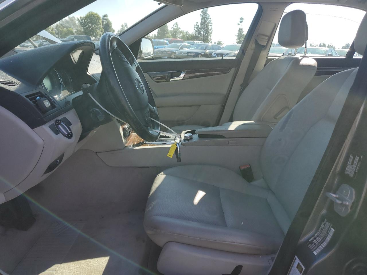 2009 Mercedes-benz C 300 Charcoal vin: WDDGF54X99R064392