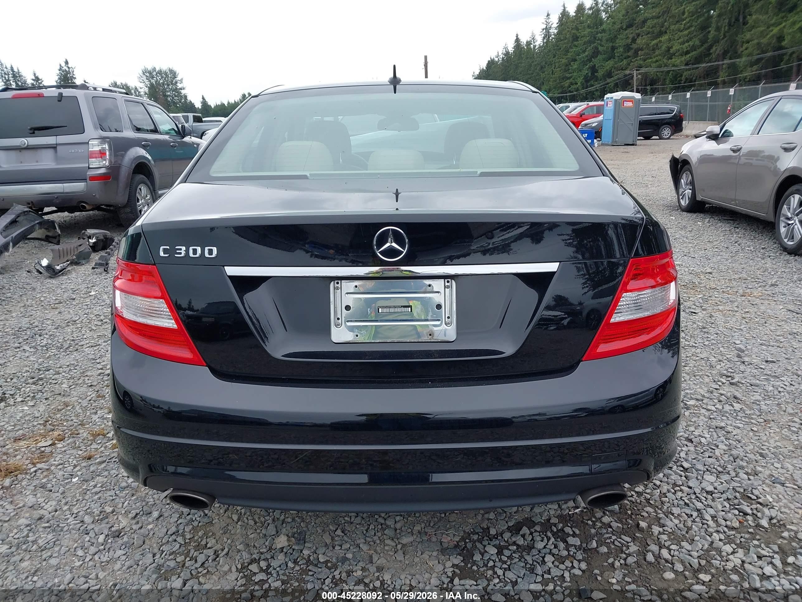 2009 Mercedes-benz C 300 Luxury/sport Черный vin: WDDGF54X99R070029
