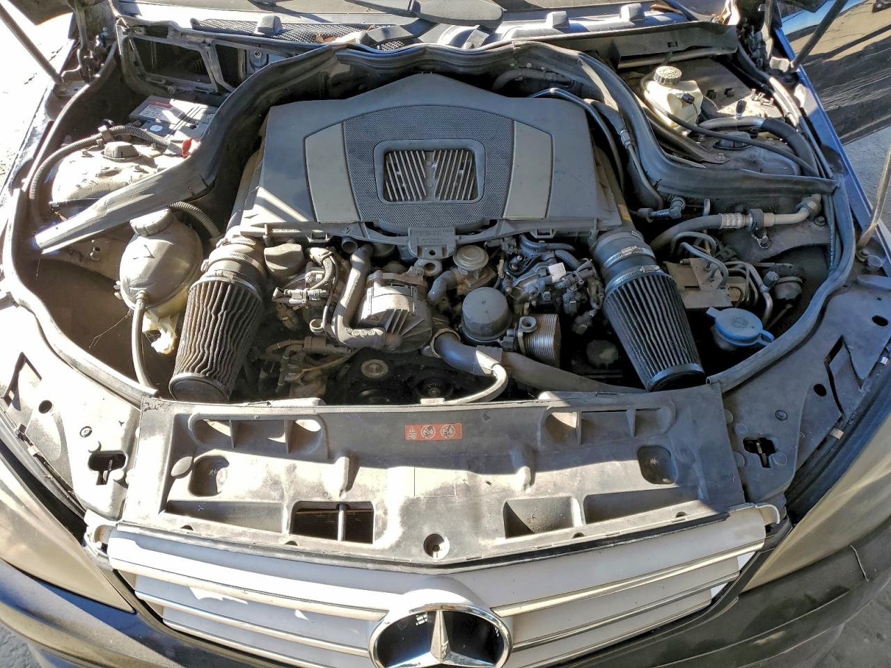 2009 Mercedes-benz C 300 Черный vin: WDDGF54X99R073576