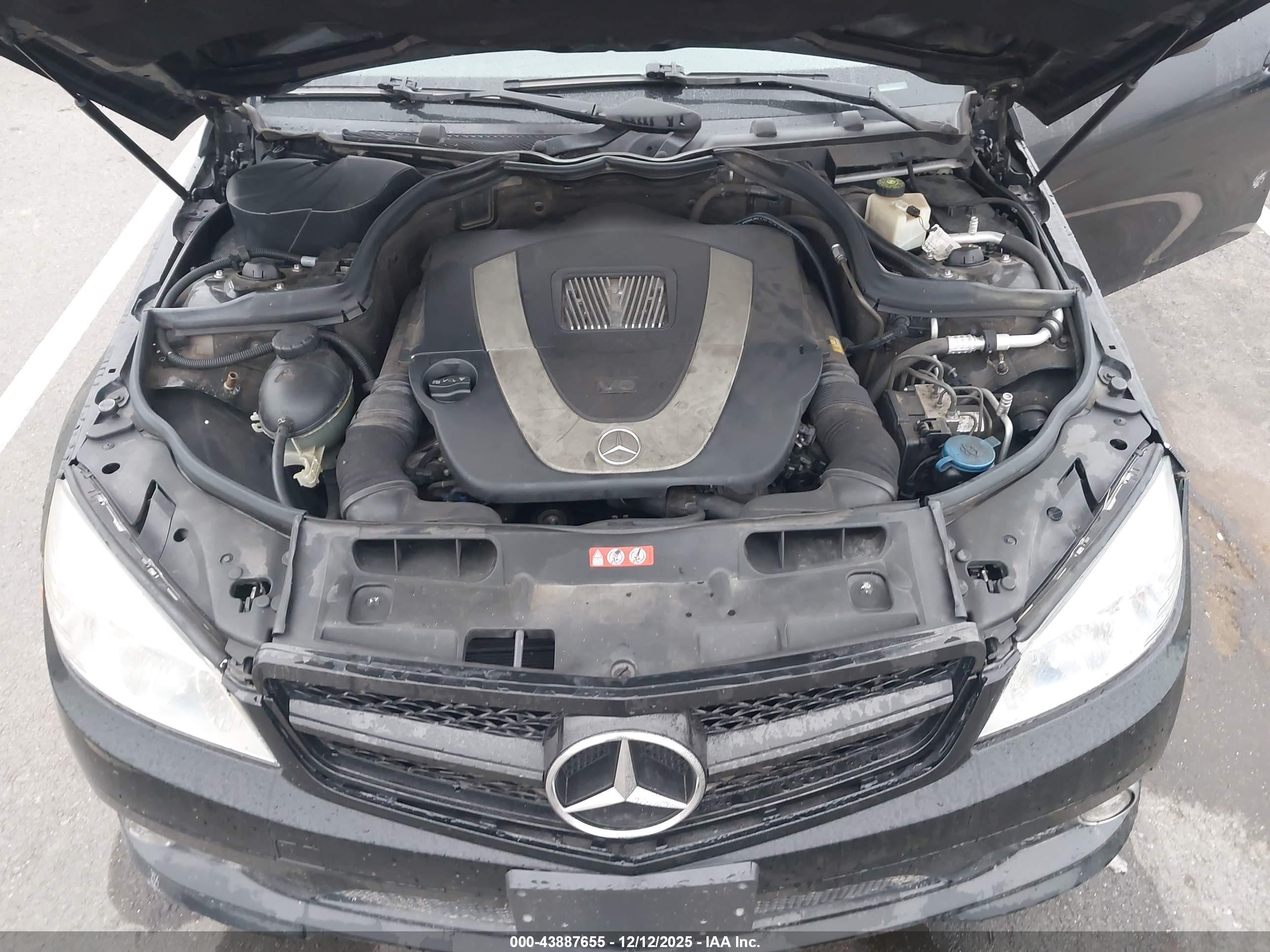 2009 Mercedes-benz C 300 Luxury/sport Black vin: WDDGF54X99R083010