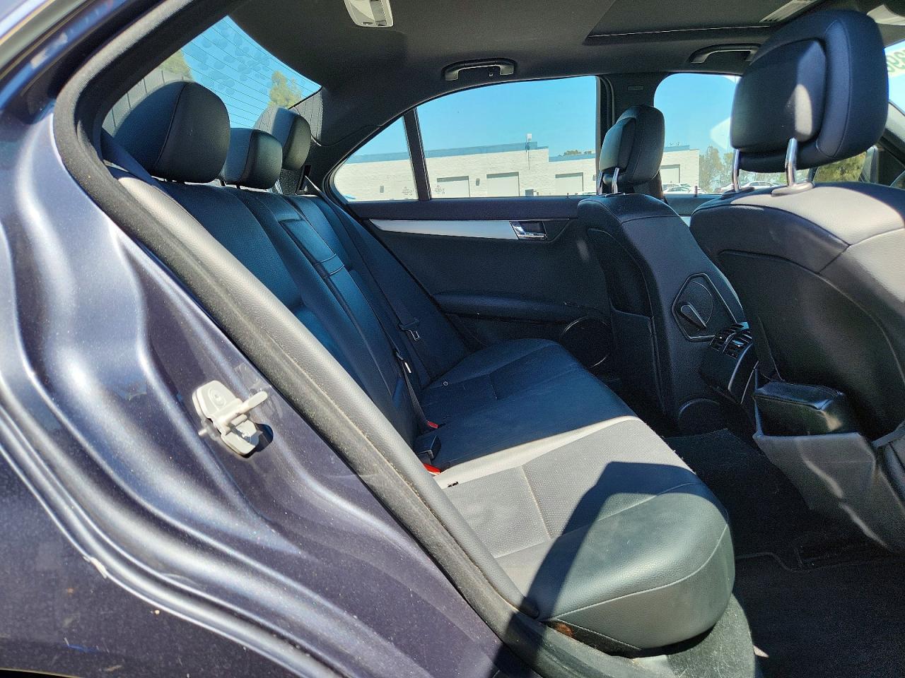2008 Mercedes-benz C 300 Угольный vin: WDDGF54XX8F048802