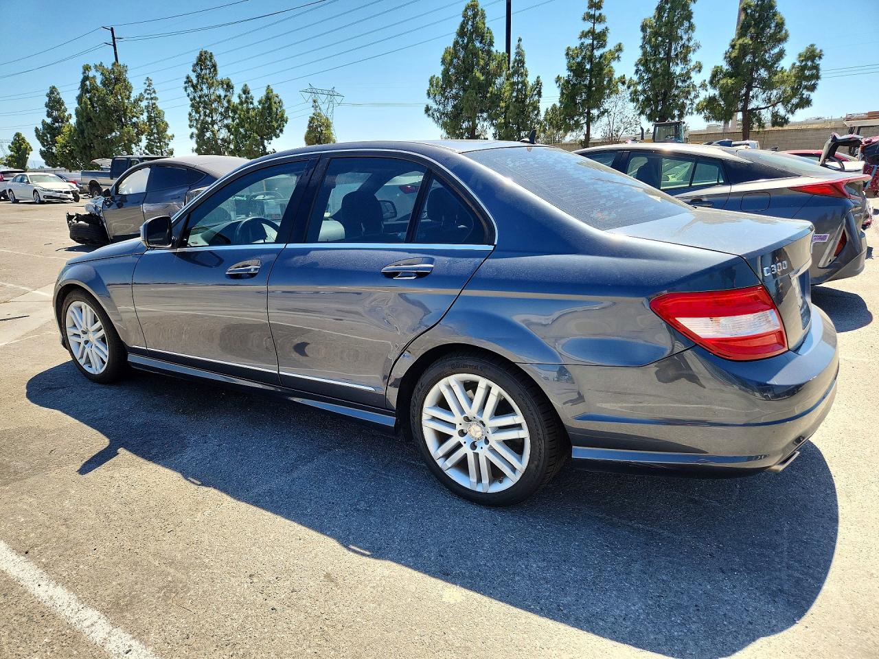 2008 Mercedes-benz C 300 Угольный vin: WDDGF54XX8F048802
