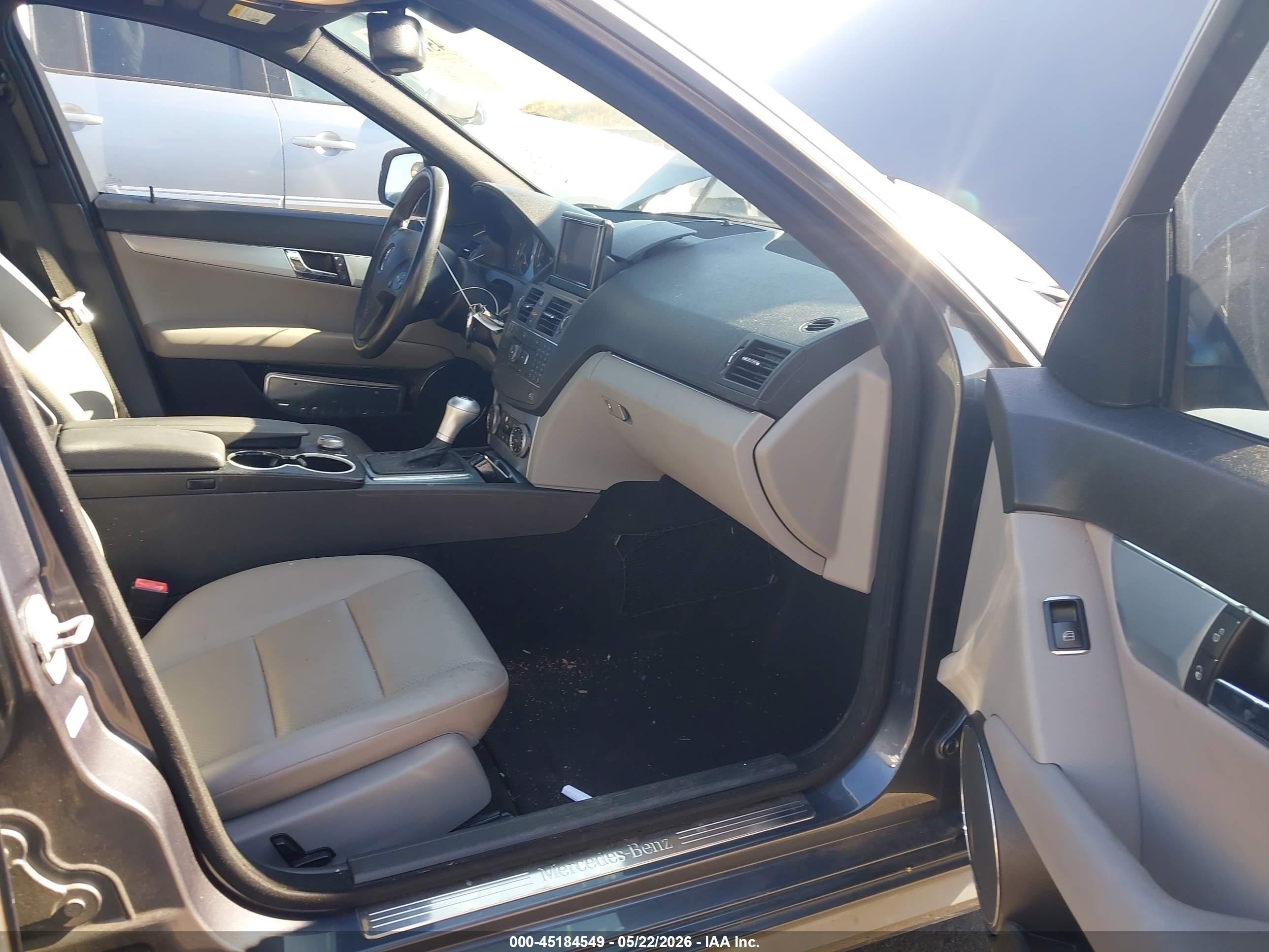 2008 Mercedes-benz C 300 Sport Черный vin: WDDGF54XX8F177123