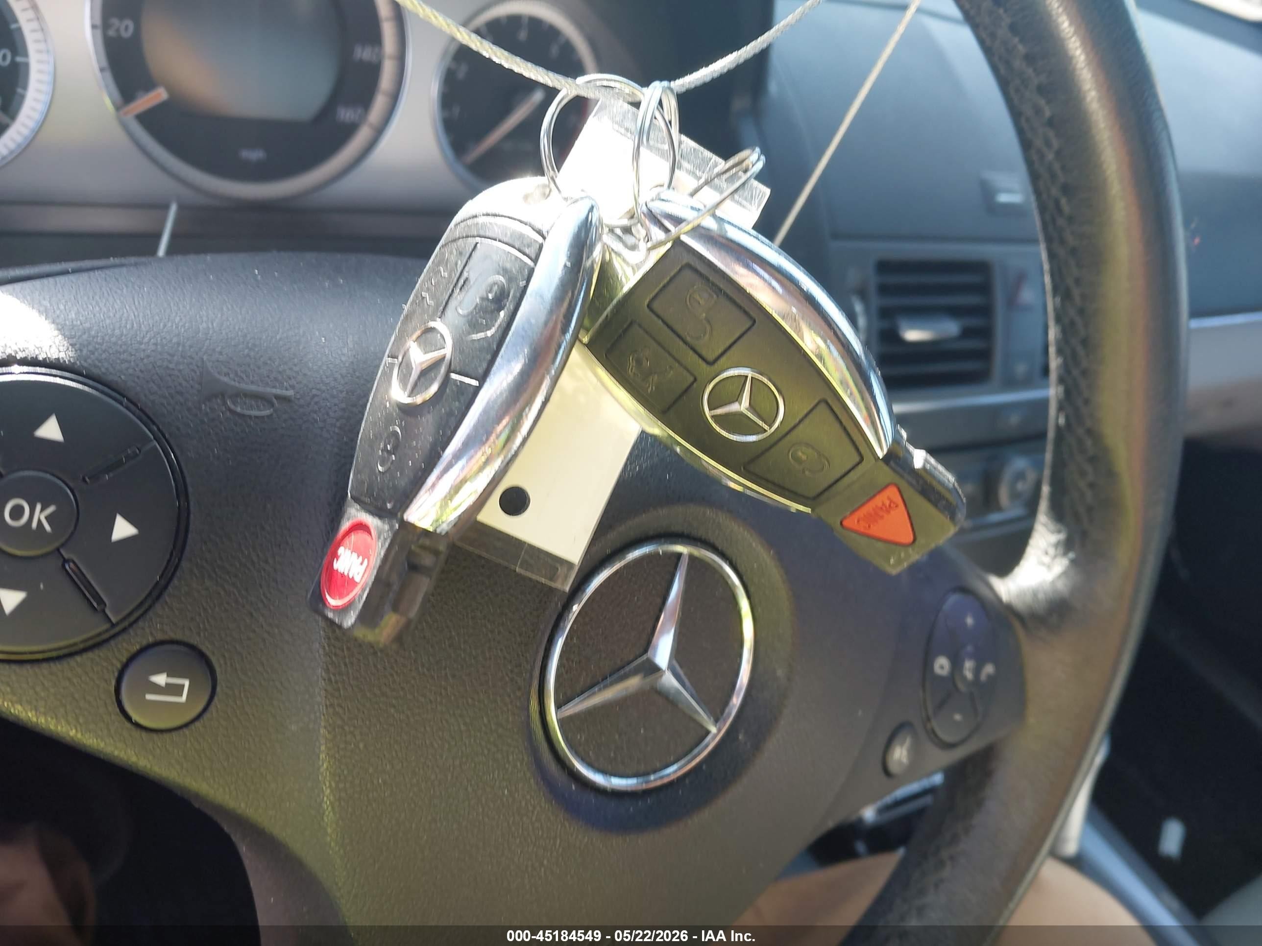 2008 Mercedes-benz C 300 Sport Черный vin: WDDGF54XX8F177123