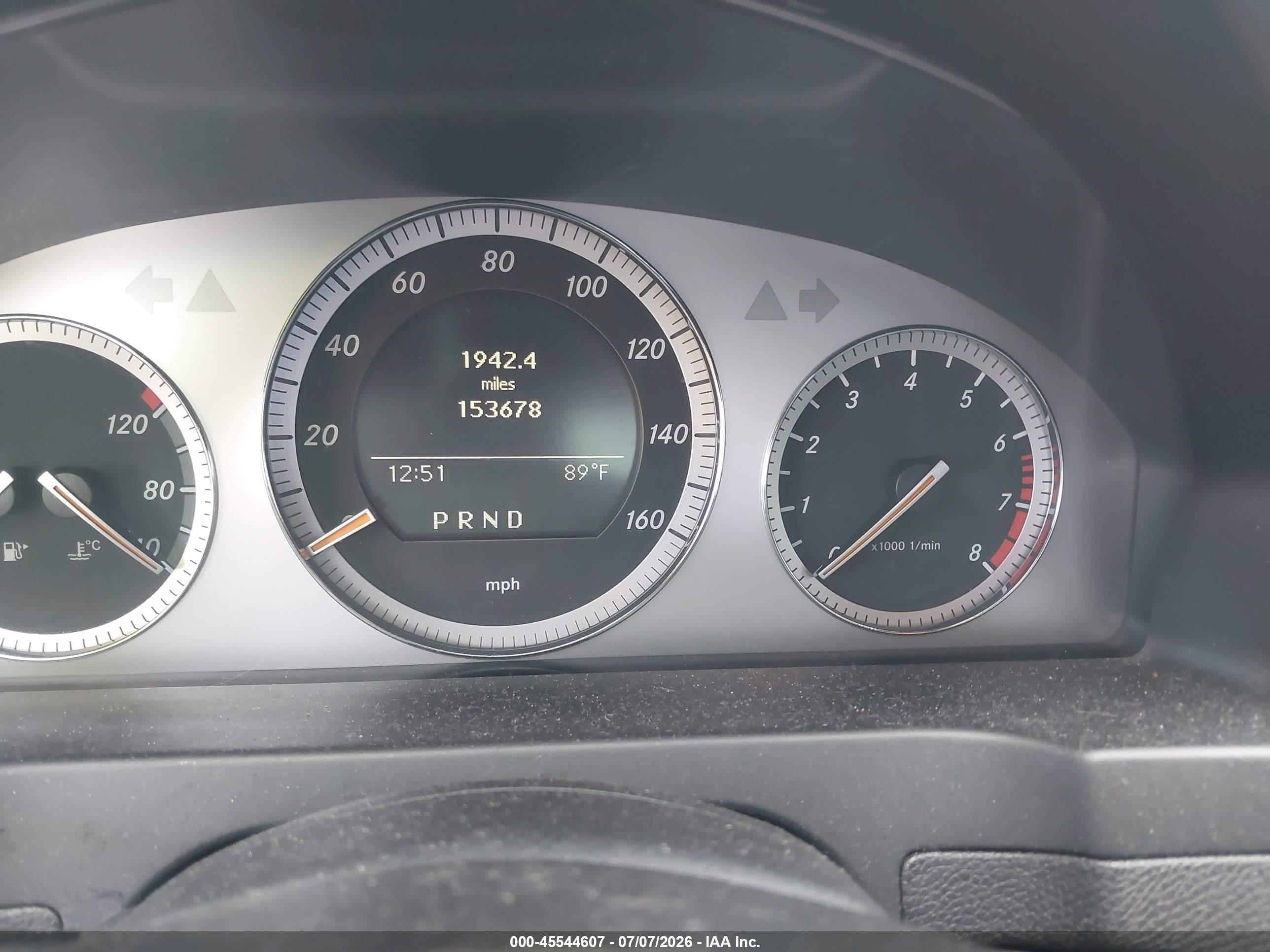 2008 Mercedes-benz C 300 Luxury/sport White vin: WDDGF54XX8R015751