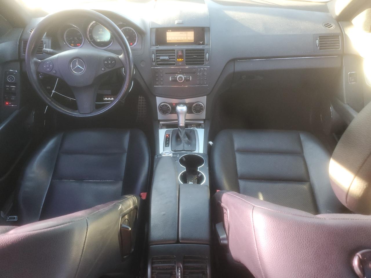 2009 Mercedes-benz C 300 Серебряный vin: WDDGF54XX9F204046