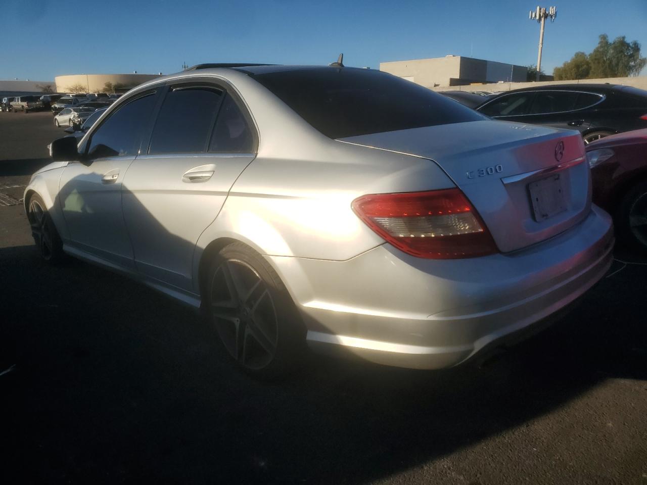 2009 Mercedes-benz C 300 Серебряный vin: WDDGF54XX9F204046