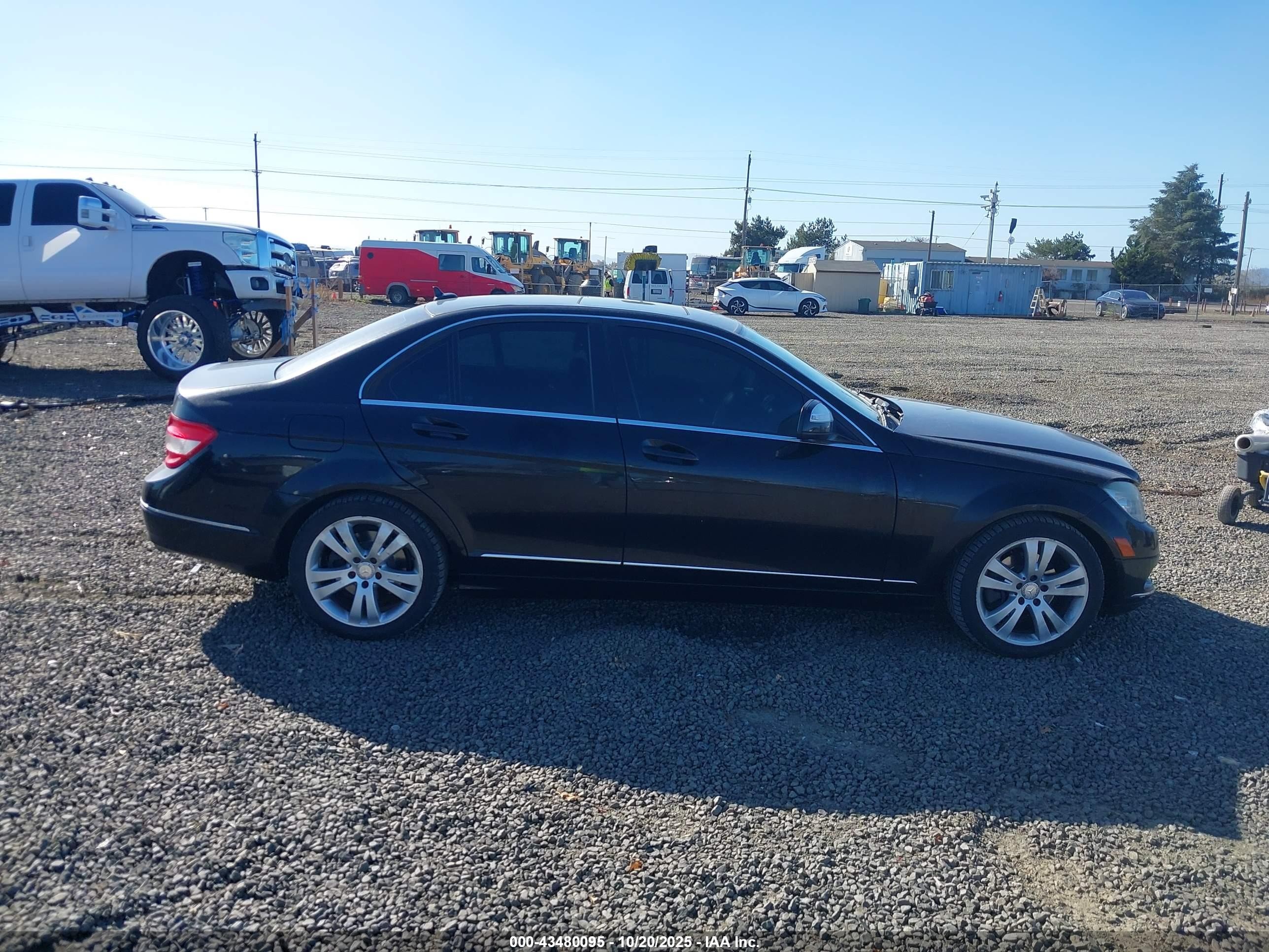 2009 Mercedes-benz C 300 Luxury/sport Черный vin: WDDGF54XX9F204631