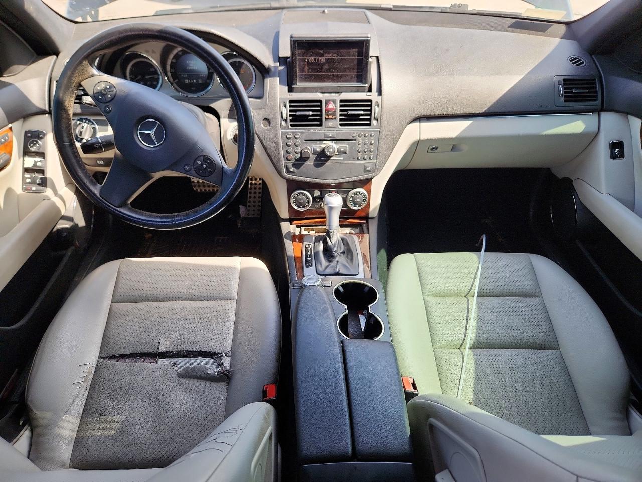2009 Mercedes-benz C 300 Black vin: WDDGF54XX9F220909
