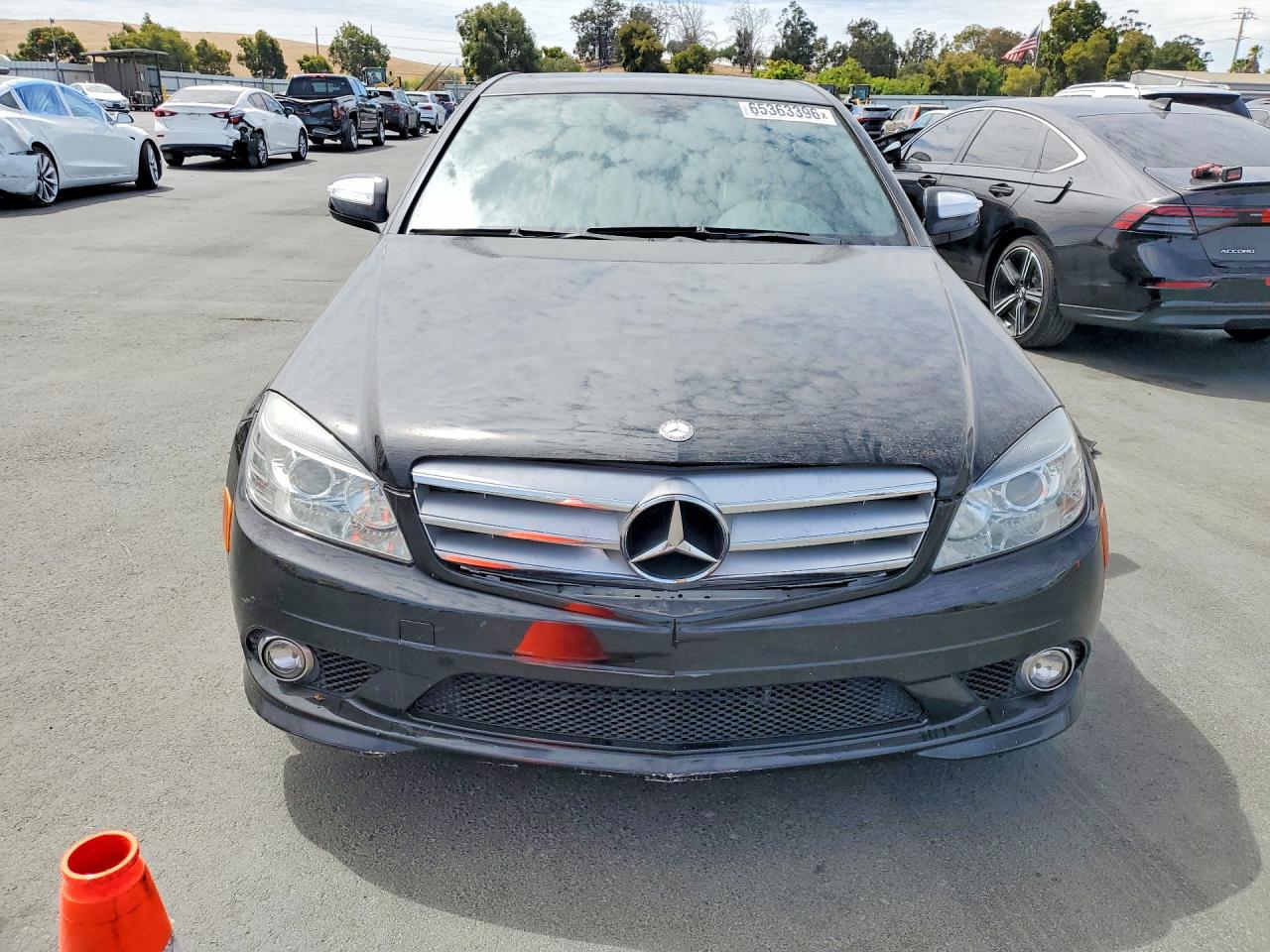 2009 Mercedes-benz C 300 Черный vin: WDDGF54XX9R082125