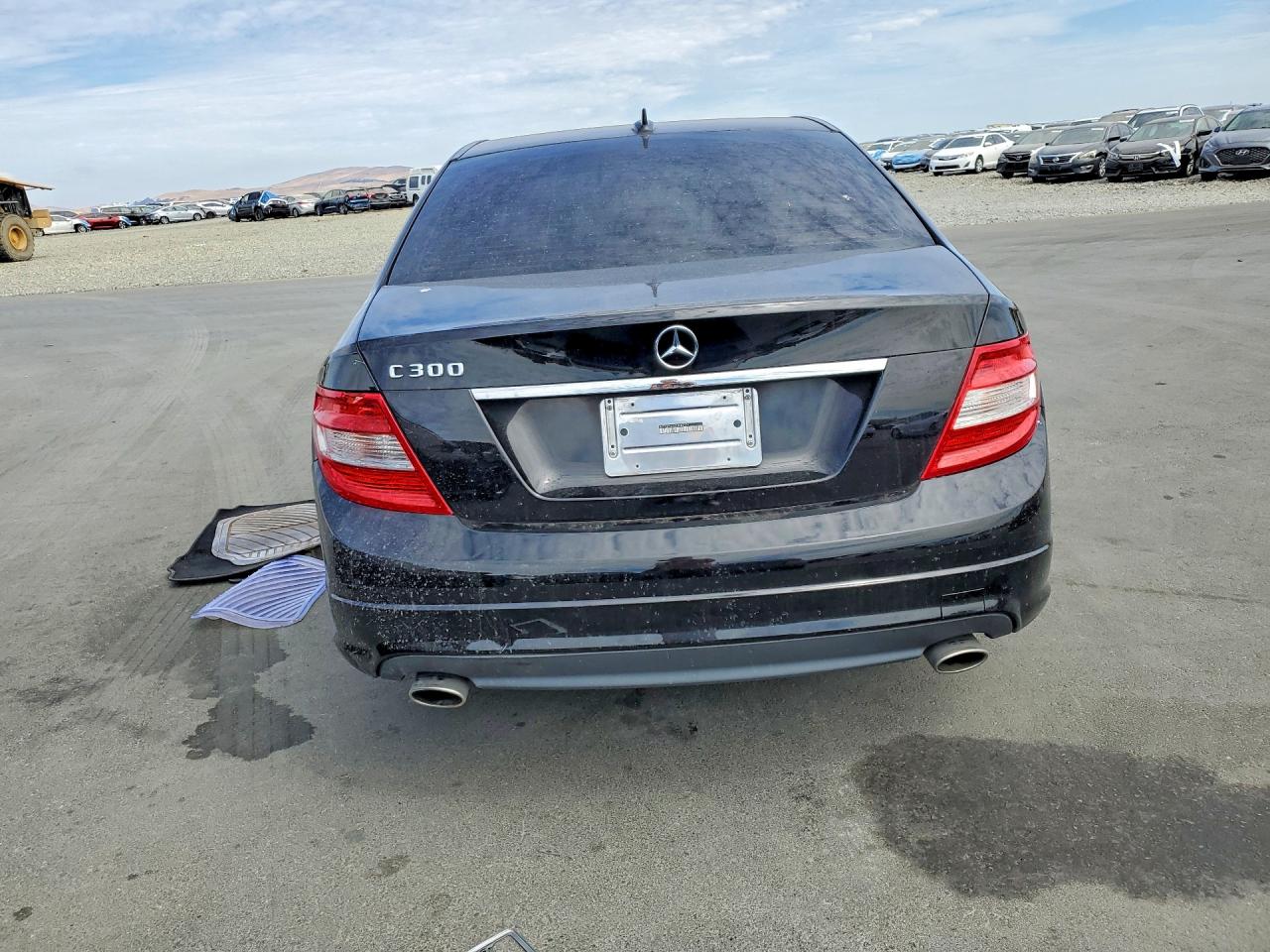 2009 Mercedes-benz C 300 Черный vin: WDDGF54XX9R082125