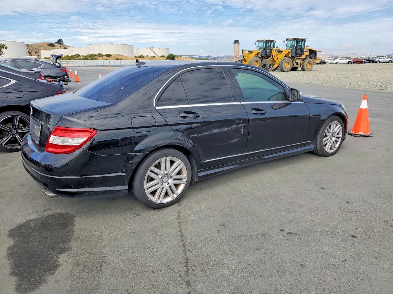 2009 Mercedes-benz C 300 Черный vin: WDDGF54XX9R082125