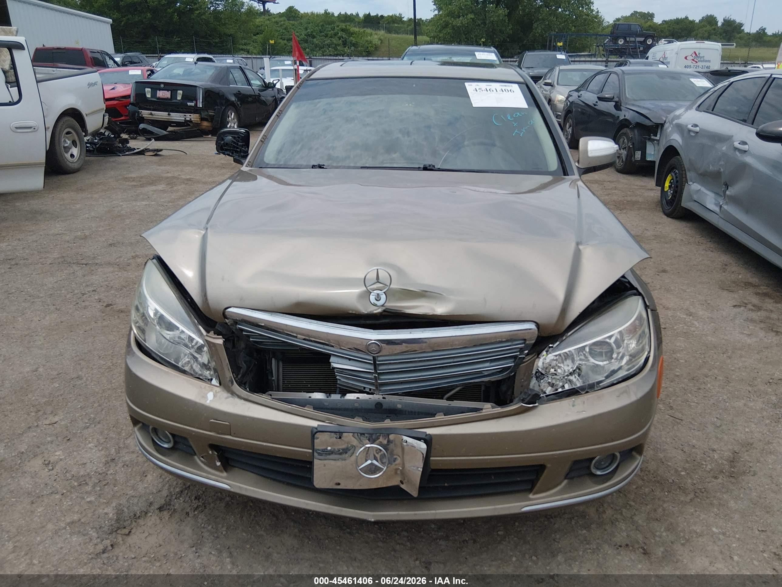 2009 Mercedes-benz C 300 Luxury/sport Tan vin: WDDGF54XX9R084666