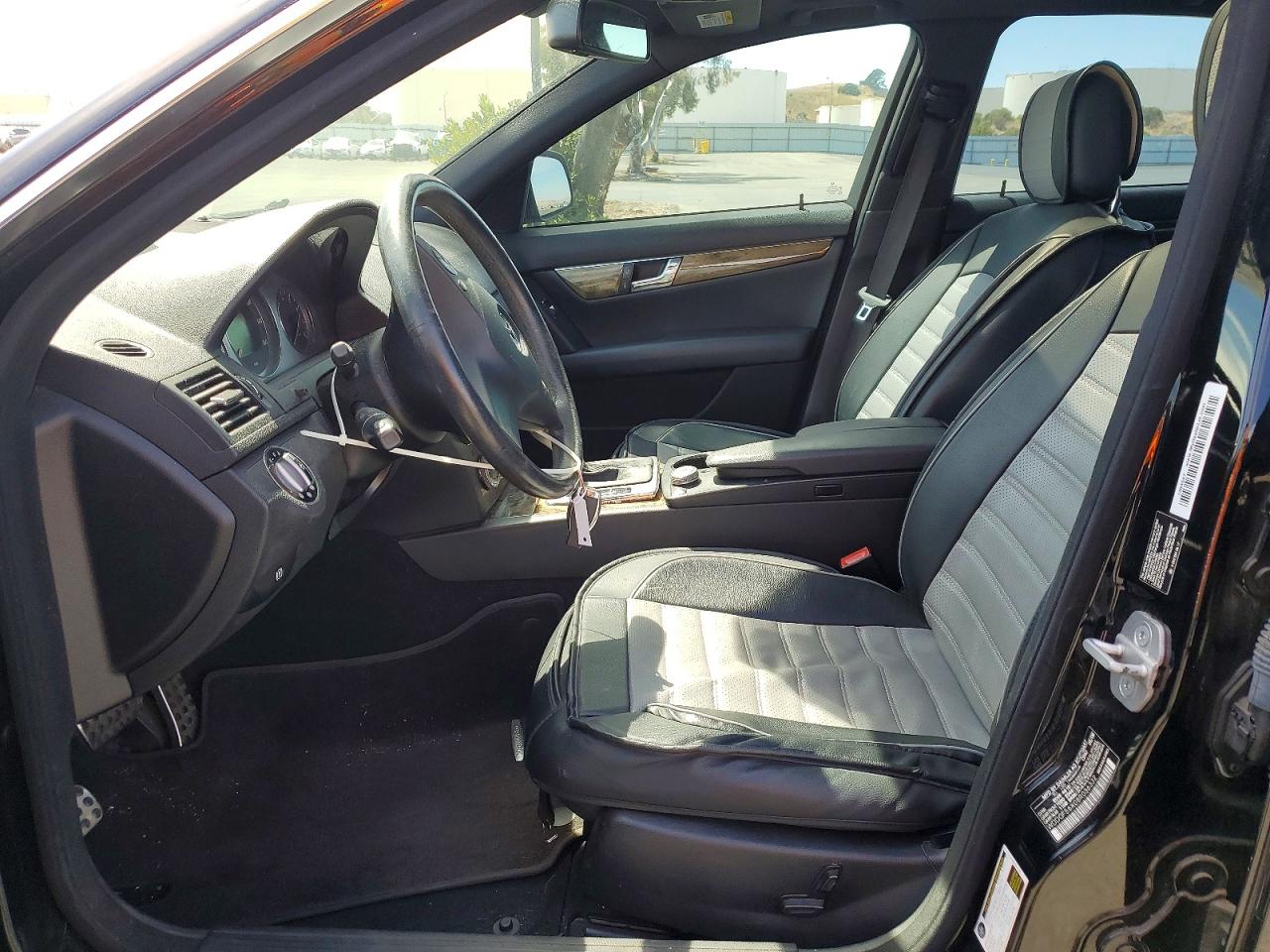 2008 Mercedes-benz C 350 Black vin: WDDGF56X08R036332