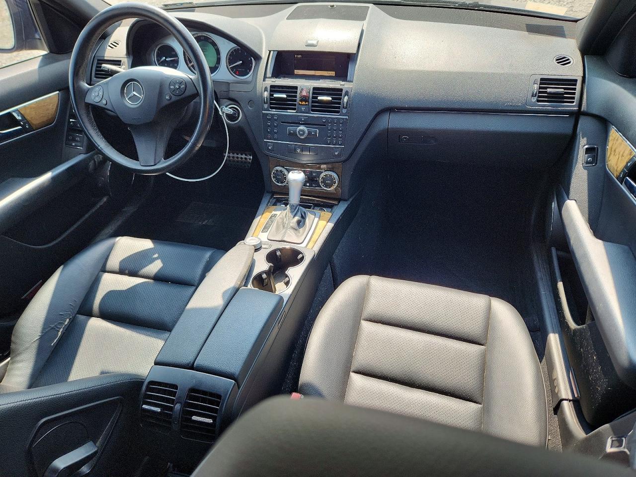 2008 Mercedes-benz C 350 Blue vin: WDDGF56X18F045025