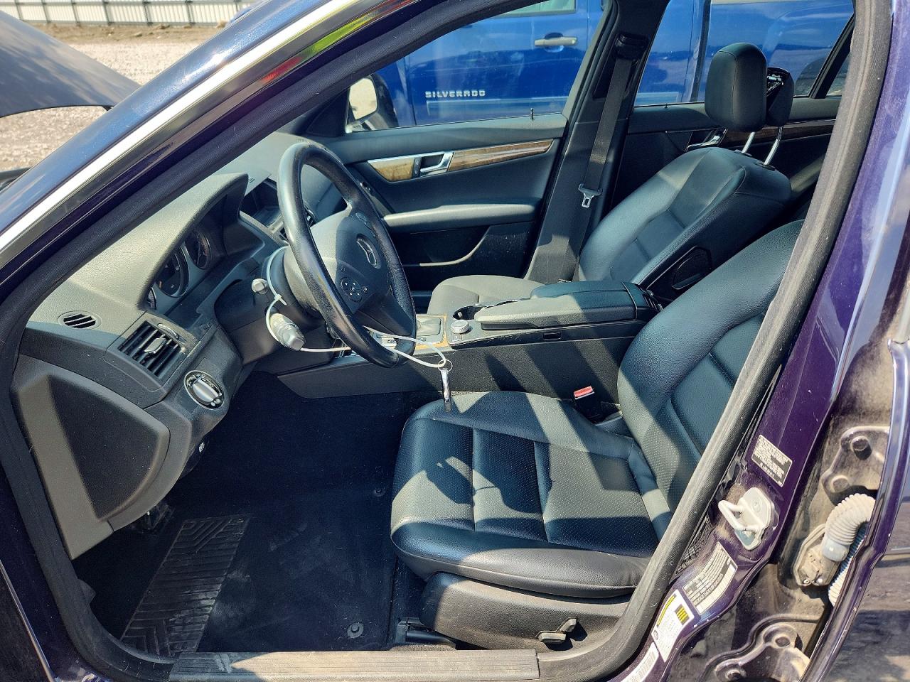 2008 Mercedes-benz C 350 Blue vin: WDDGF56X18F045025