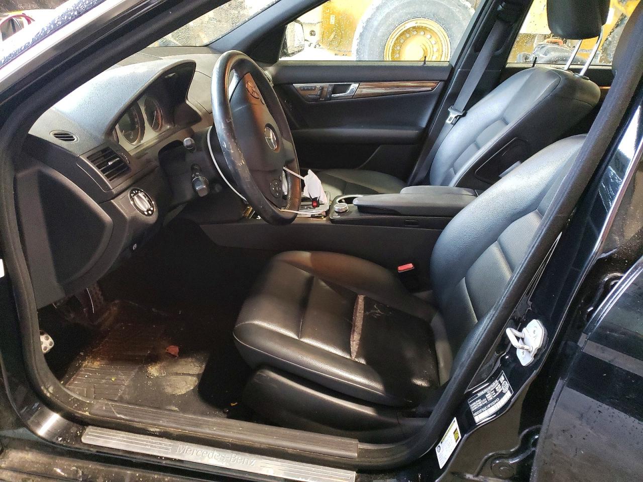 2008 Mercedes-benz C 350 Black vin: WDDGF56X18F050953