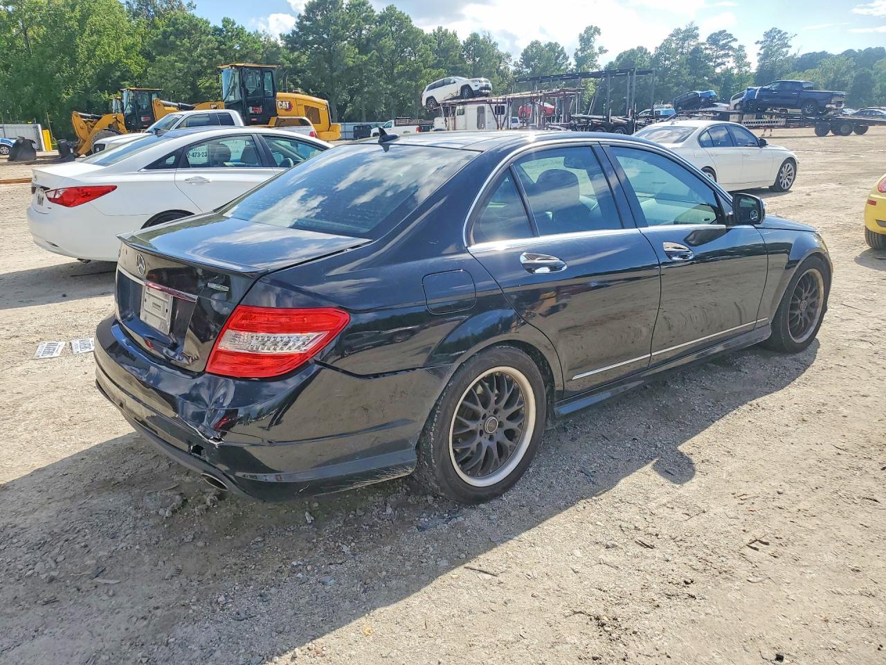 2009 Mercedes-benz C 350 Black vin: WDDGF56X19R050127