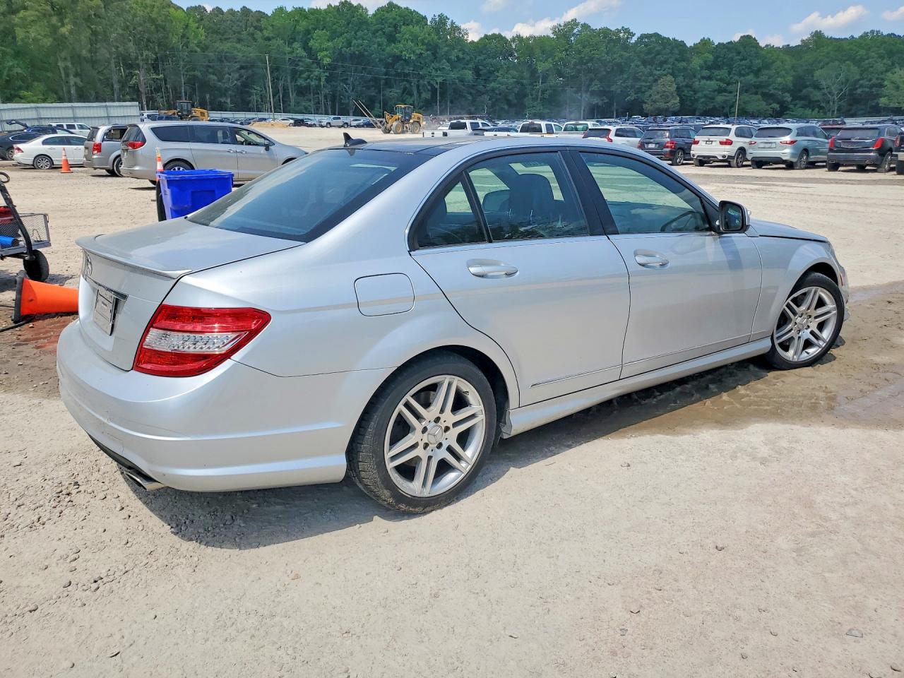2008 Mercedes-benz C 350 Silver vin: WDDGF56X28F043154