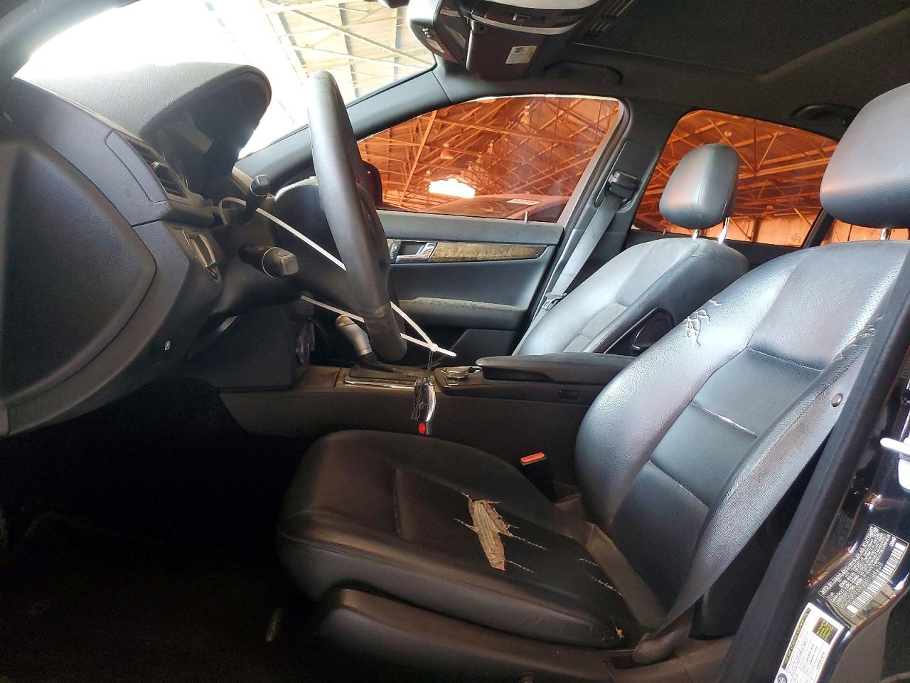 2008 Mercedes-benz C 350 Black vin: WDDGF56X28F104938