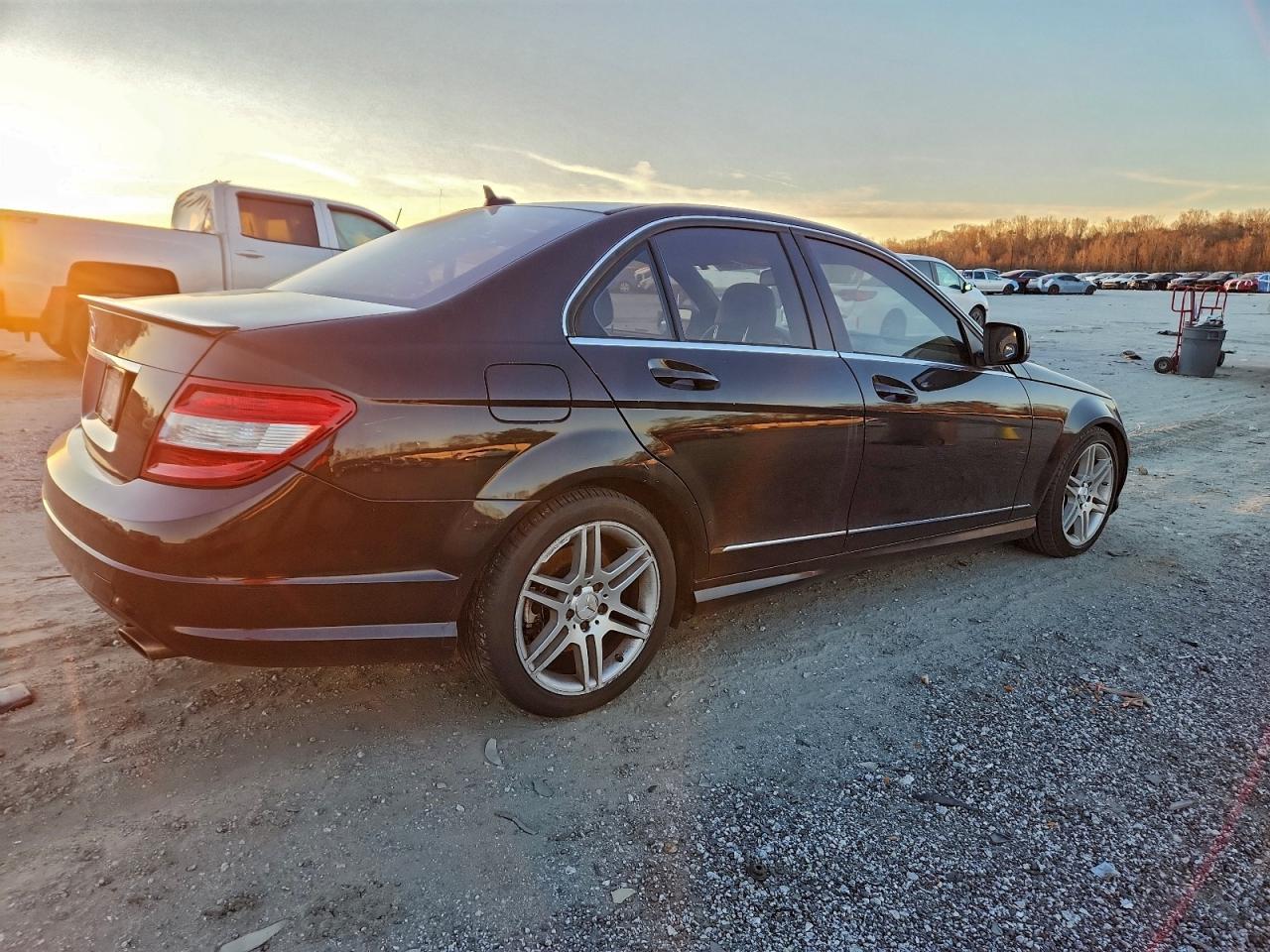 2008 Mercedes-benz C 350 Black vin: WDDGF56X38R025597