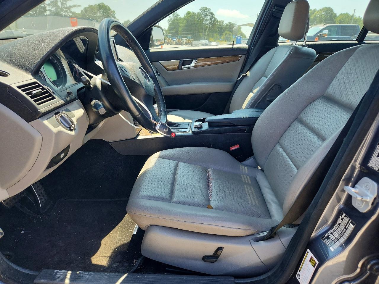 2008 Mercedes-benz C 350 Gray vin: WDDGF56X38R026538