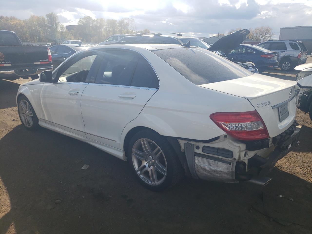 2008 Mercedes-benz C 350 Белый vin: WDDGF56X38R039421