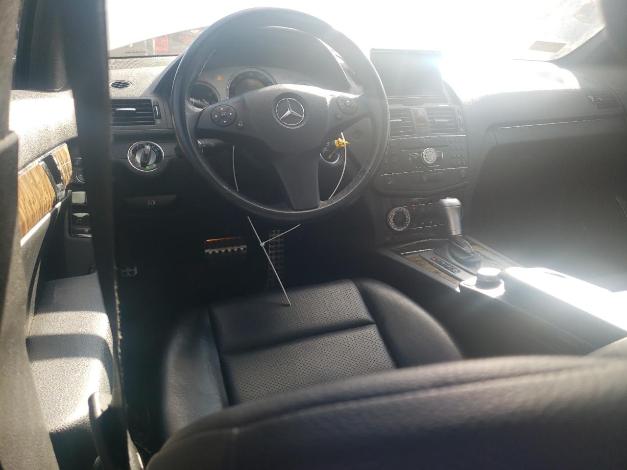 2008 Mercedes-benz C 350 Белый vin: WDDGF56X38R039421