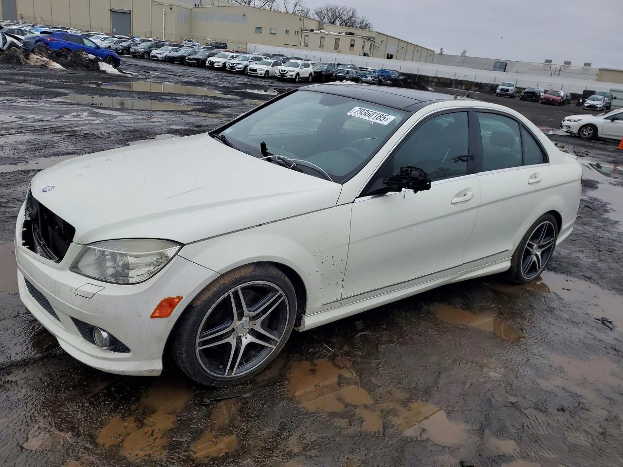 2009 Mercedes Benz C 350 White vin: WDDGF56X39F199785